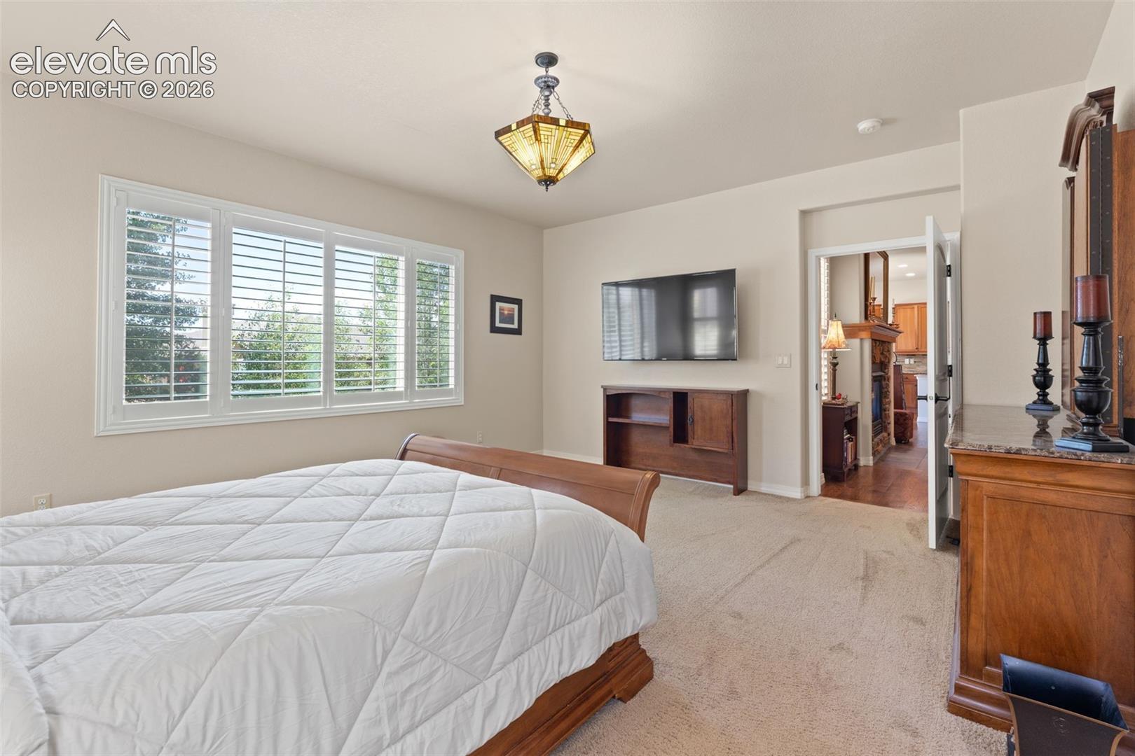 Listing photo 21 for 1168 Old North Gate Road