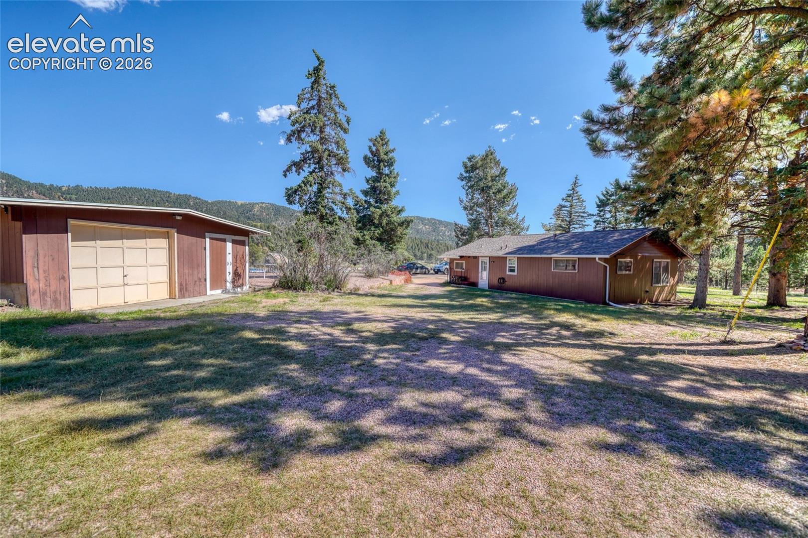 Listing photo 44 for 1867 Woodland Avenue