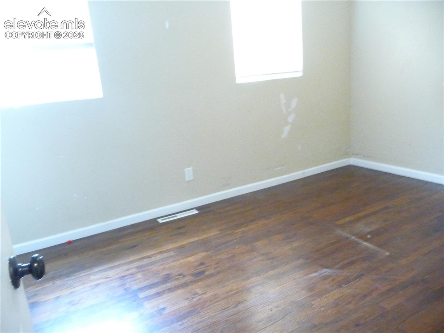 Listing photo 18 for 2919 Fremont Drive
