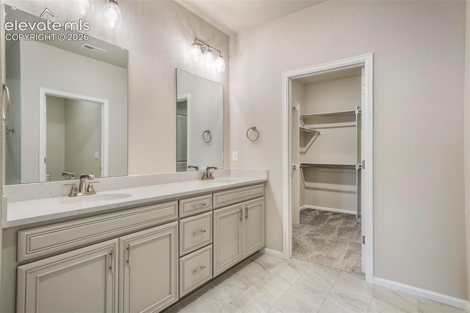 5697 Torrisdale View, photo 40