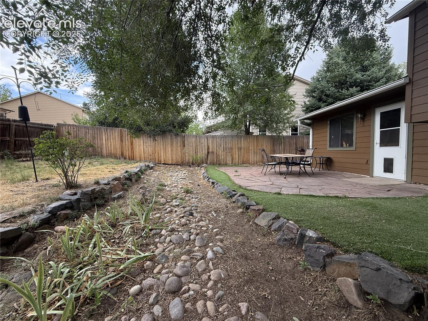 Listing photo 28 for 2023 Summerfield Drive