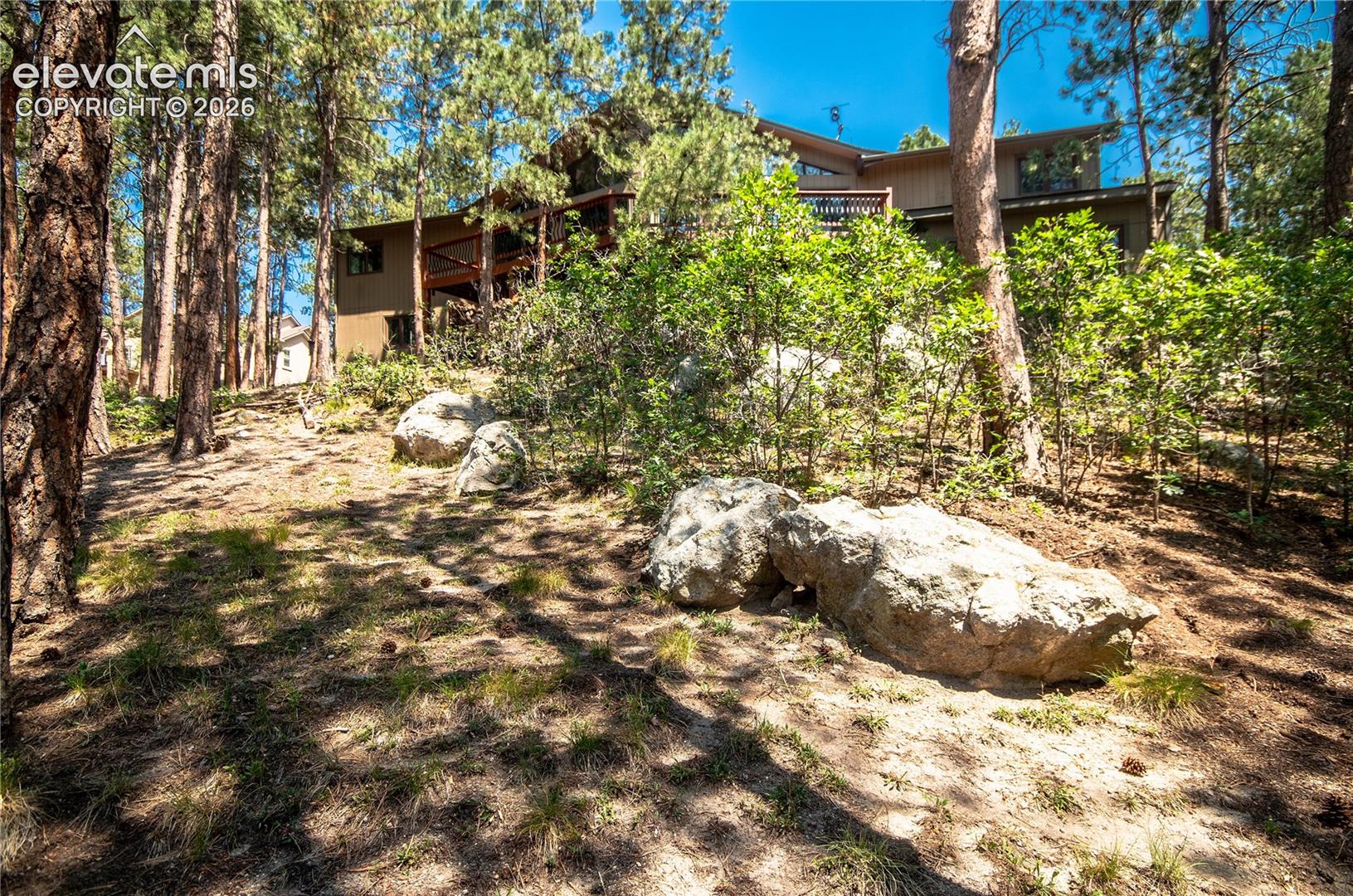 Listing photo 45 for 17360 E Caribou Drive