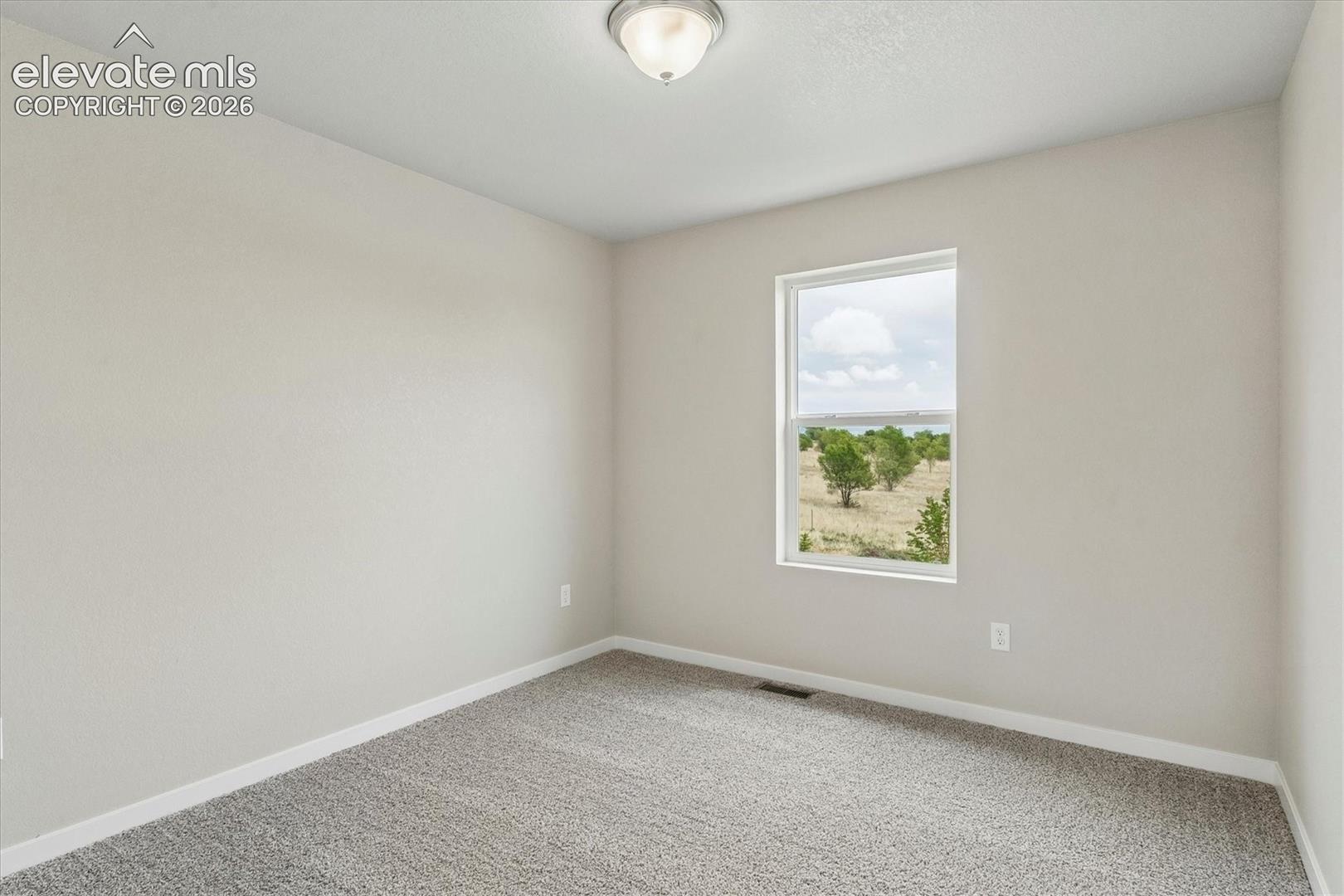 Listing photo 11 for 9695 Blaurock Drive