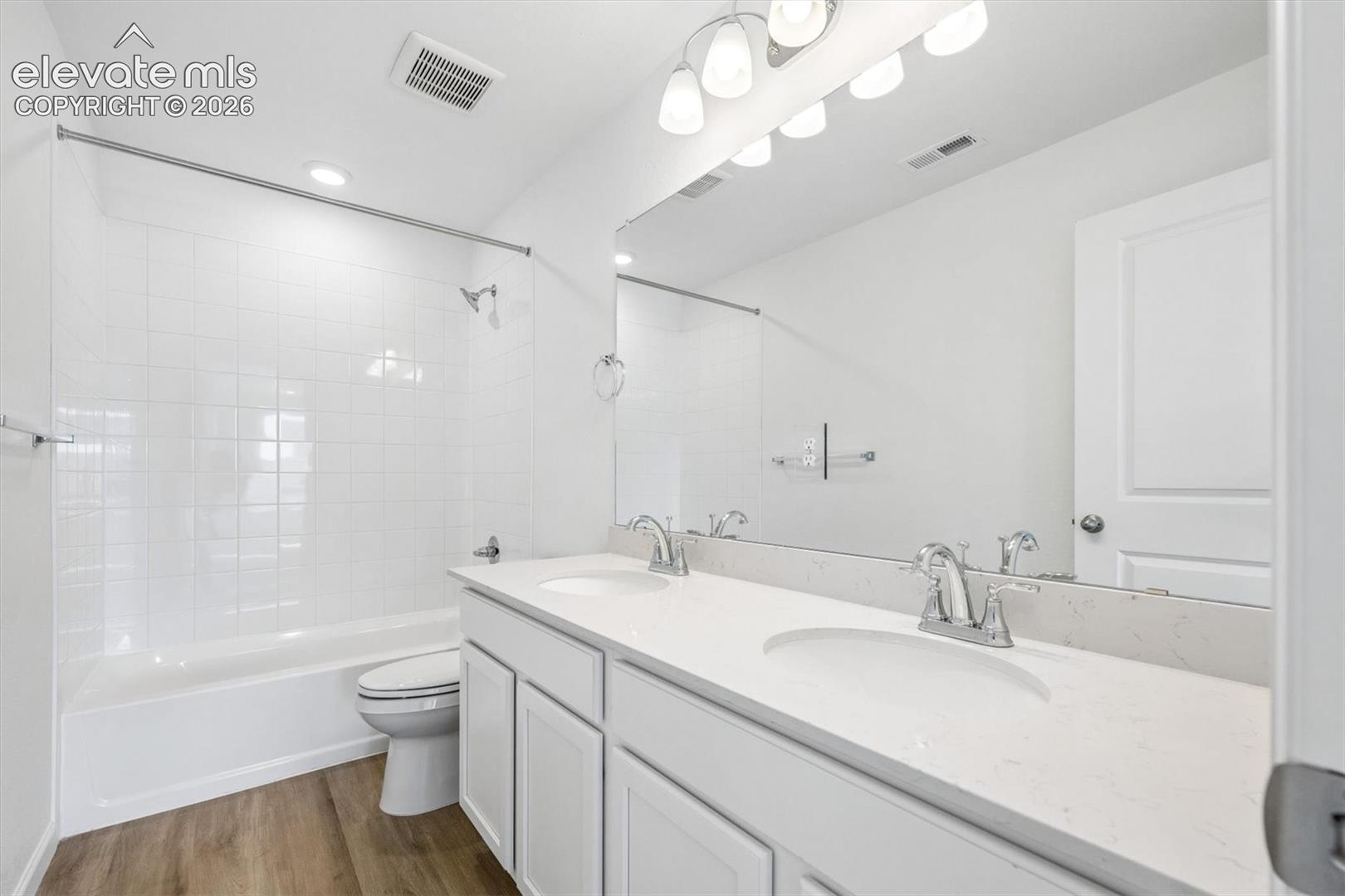 Listing photo 10 for 3422 Bella Notte Drive