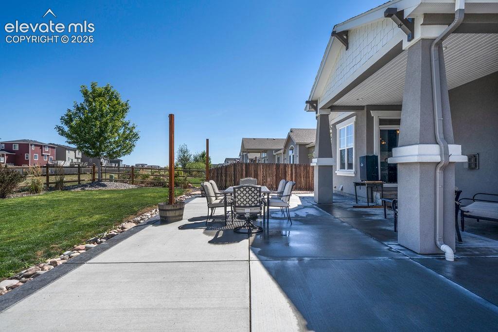 Listing photo 6 for 12638 Windingwalk Drive