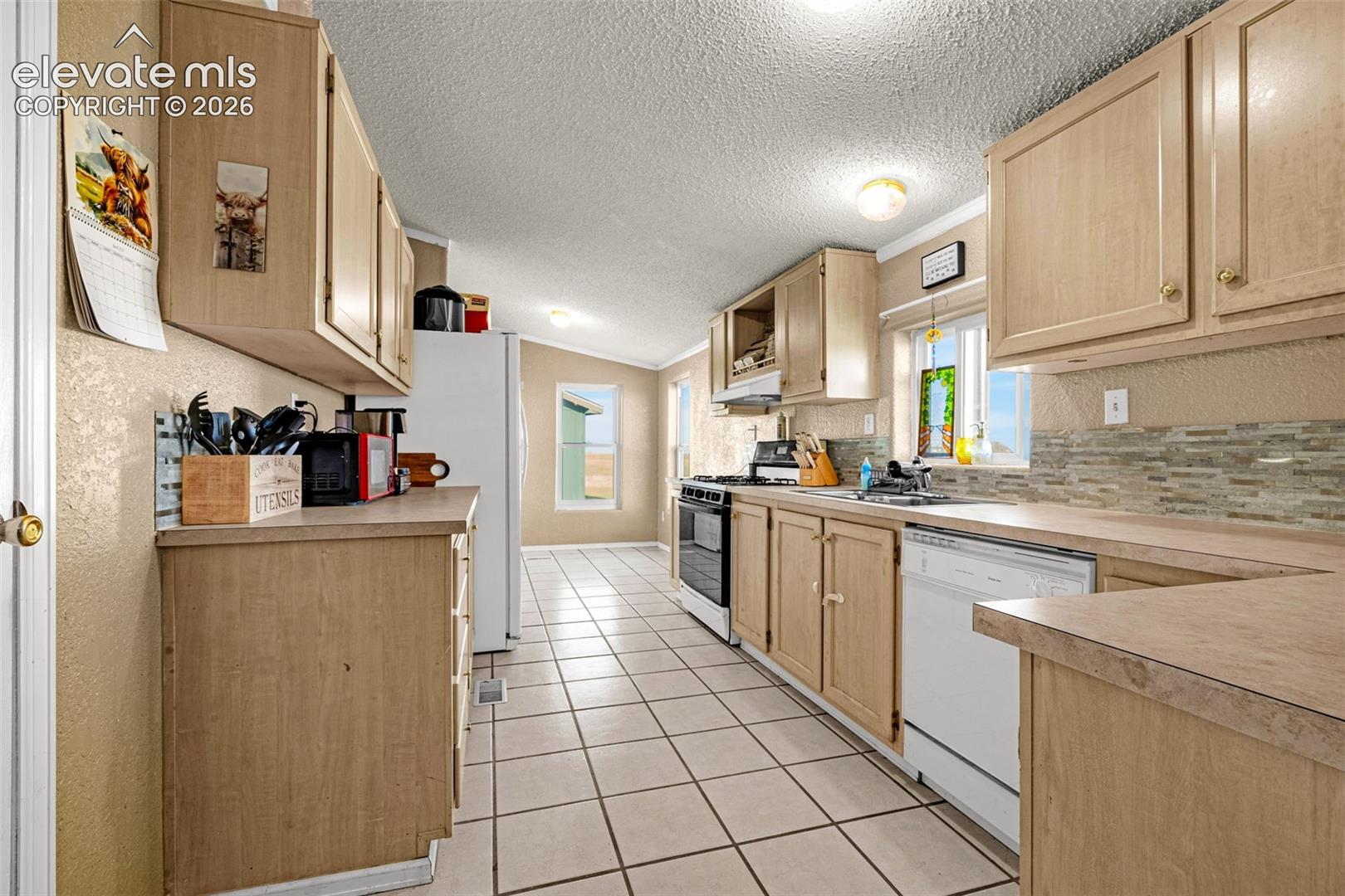 Listing photo 6 for 36925 Shear Road