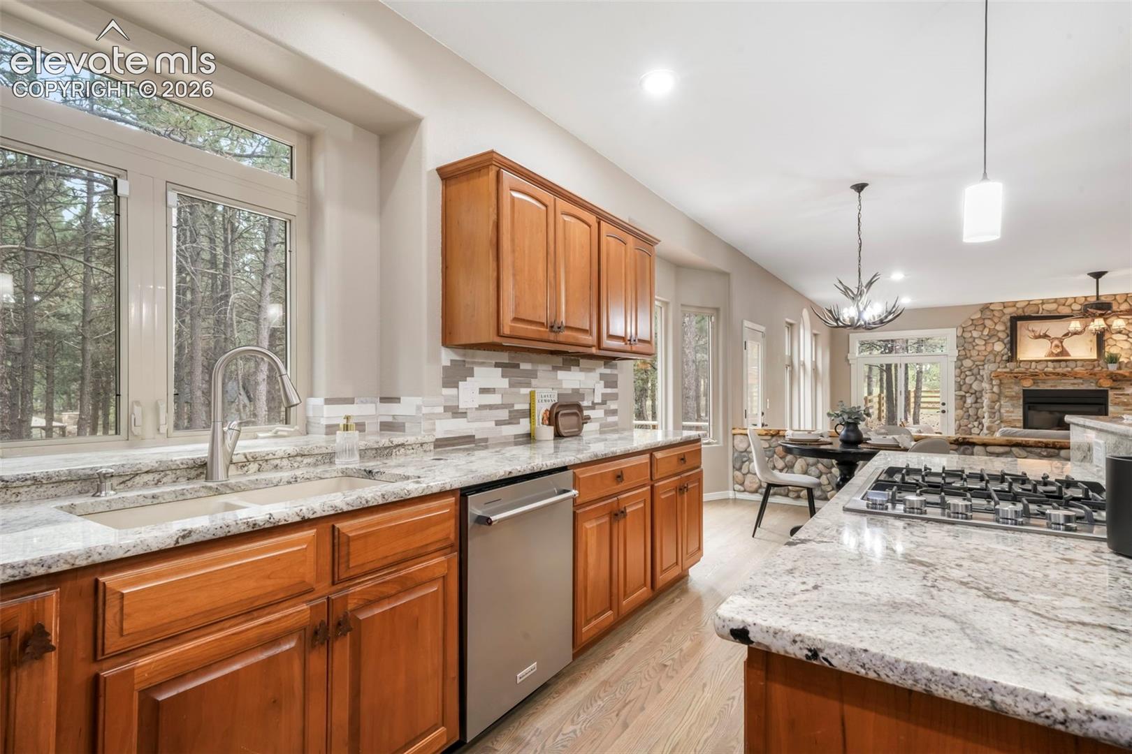 Listing photo 11 for 720 Trumpeters Court