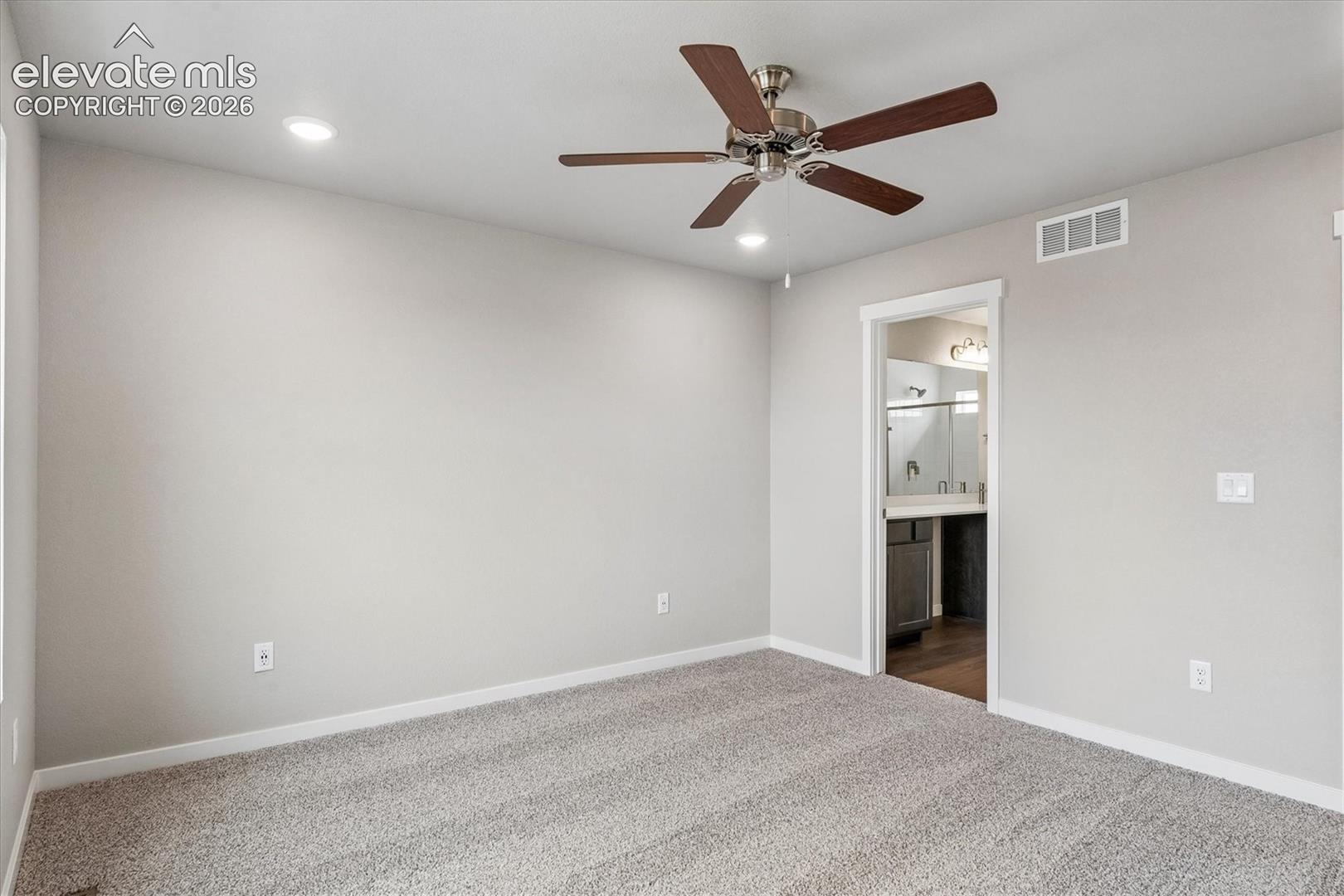Listing photo 18 for 9708 Blaurock Drive