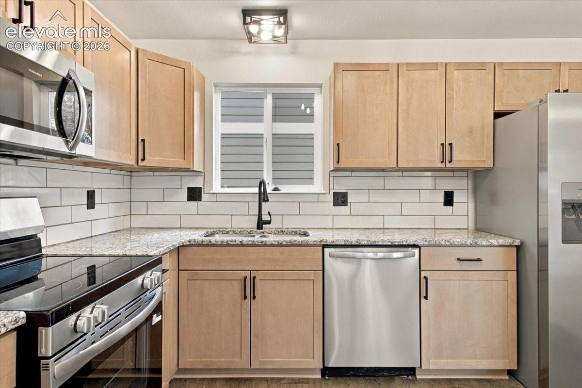 Listing photo 15 for 9209 Granger Lane