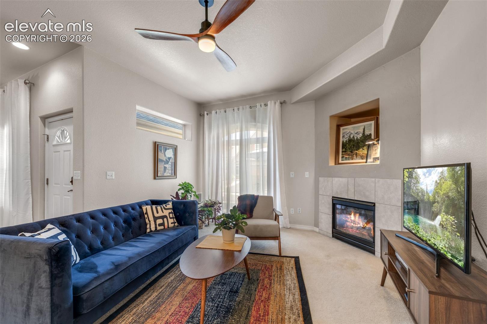 Listing photo 2 for 6679 Bethesda Point C