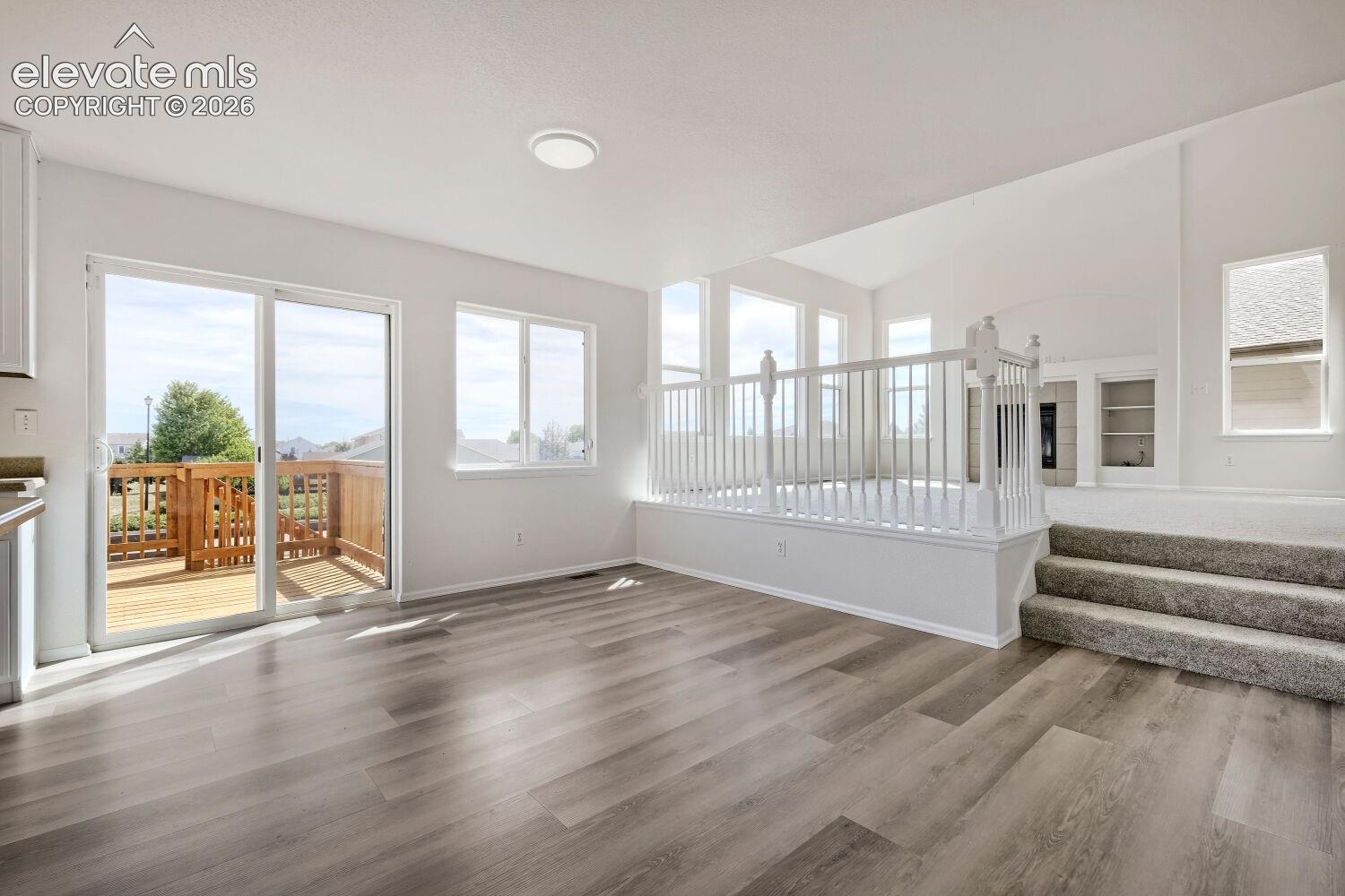 Listing photo 15 for 10025 everglades Drive