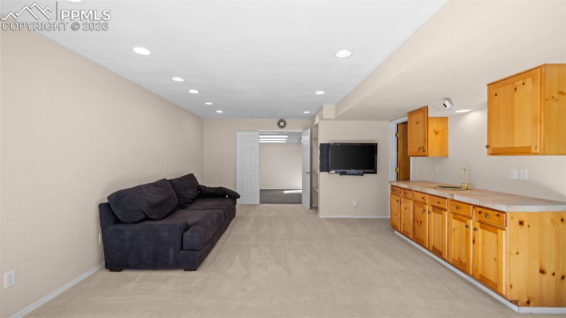 8552 Gatewick Drive, photo 32