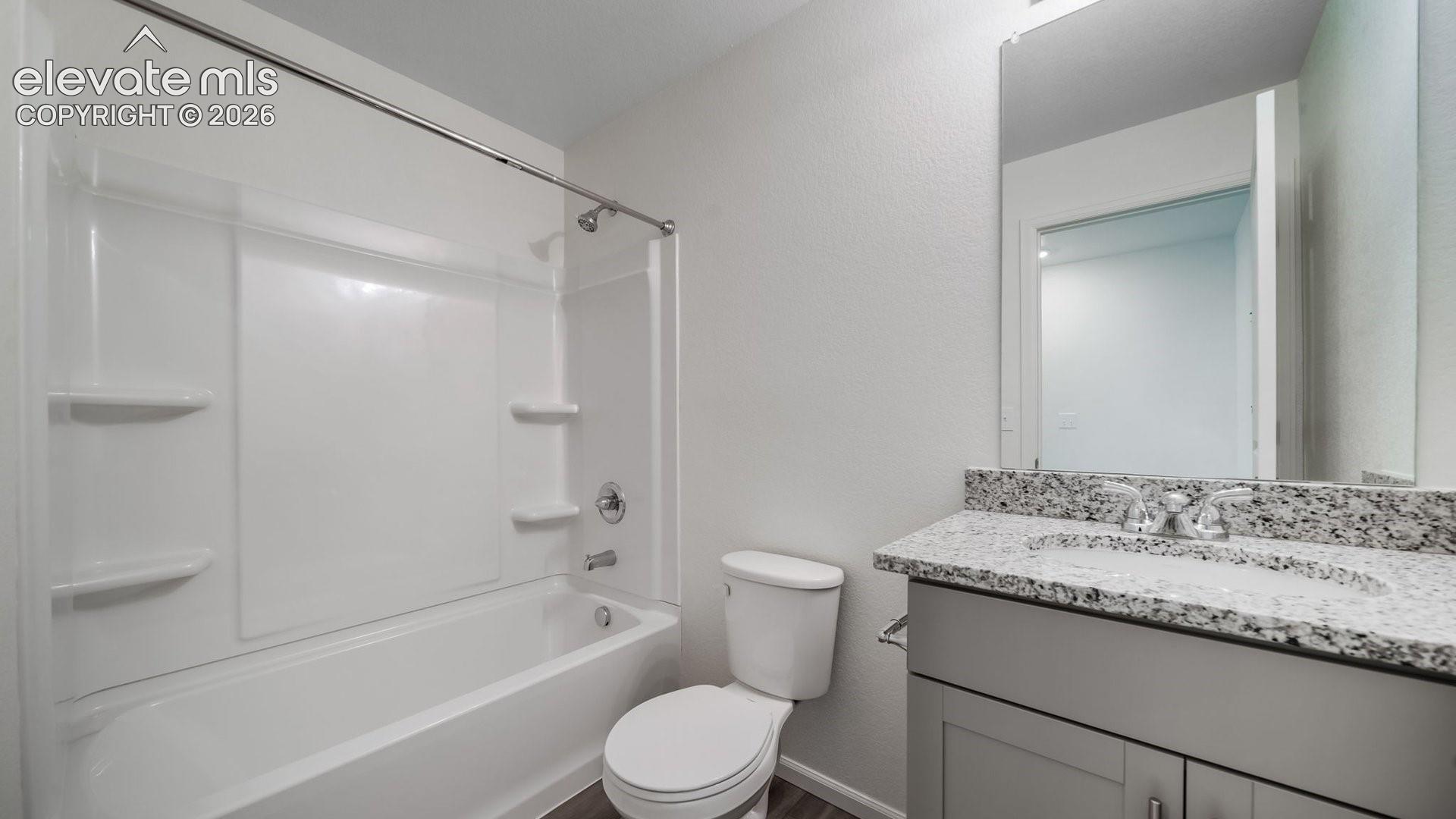 Listing photo 7 for 5664 Bowerman Lane