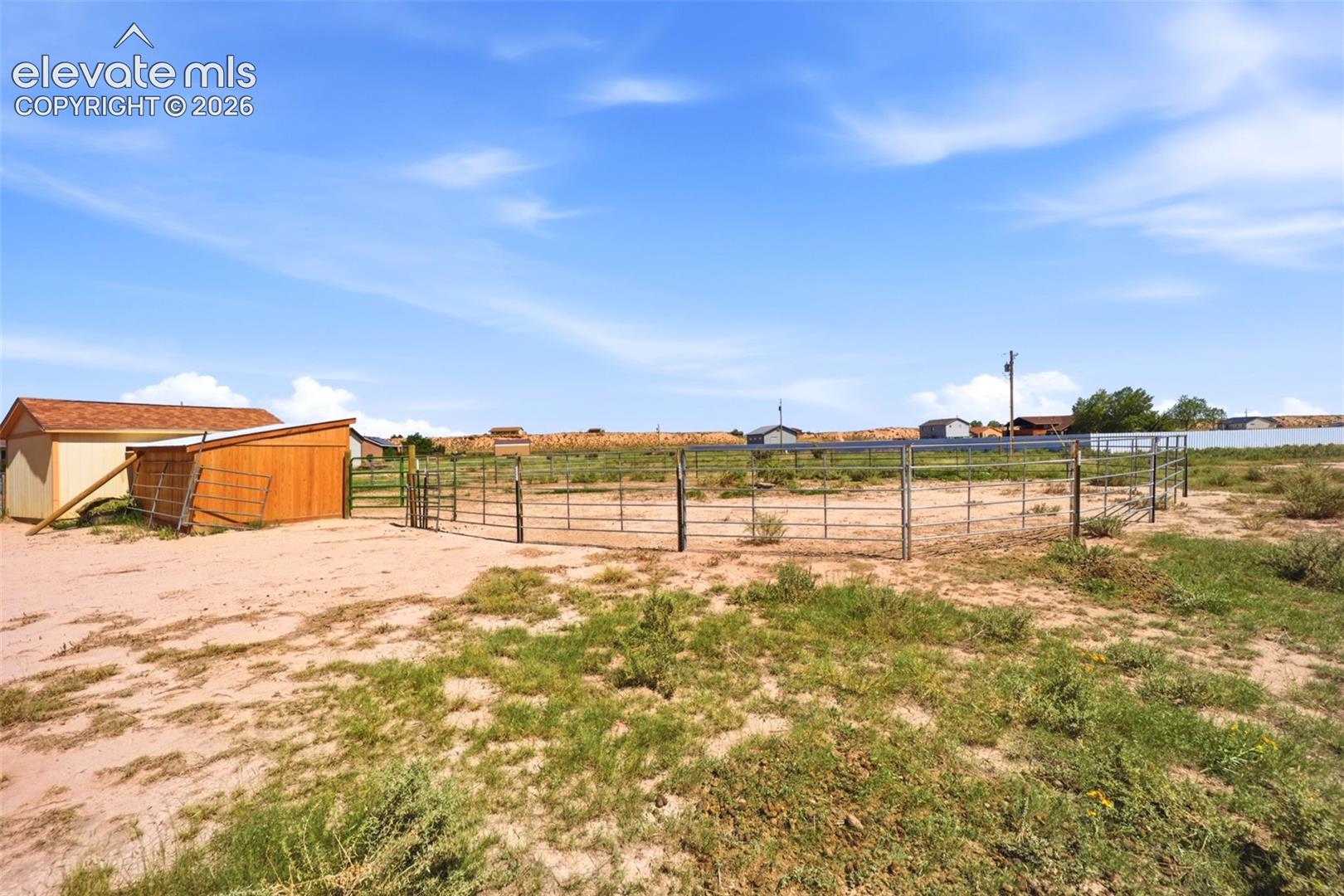 Listing photo 35 for 1218 E Onizuka Lane