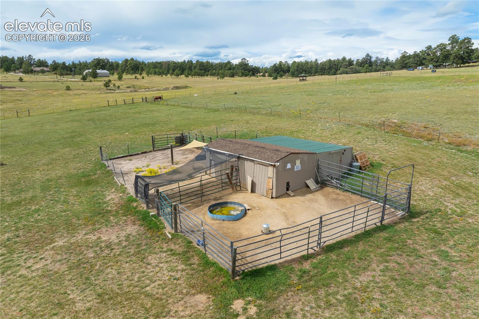 Listing photo 43 for 17650 Fremont Fort Drive