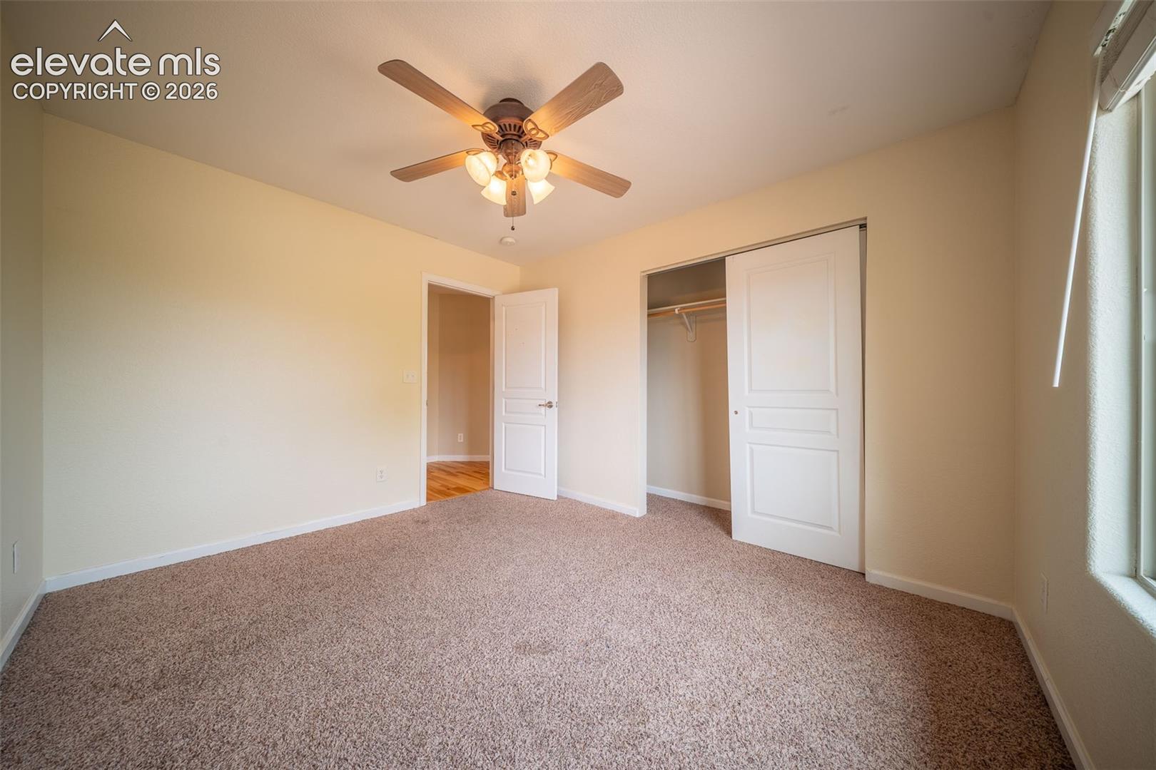 Listing photo 34 for 5078 Hummingbird Court