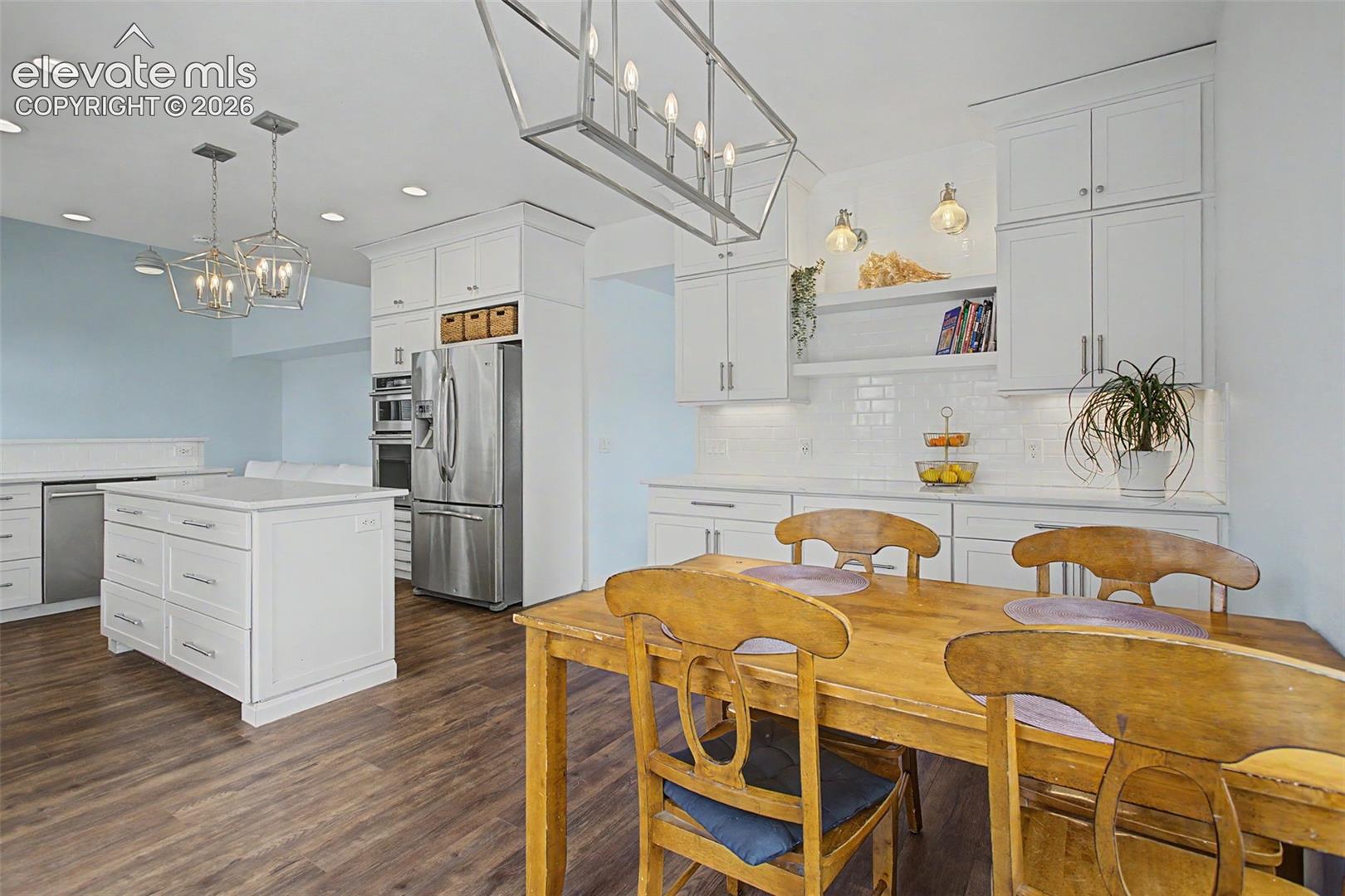 Listing photo 14 for 8335 Ashford Court
