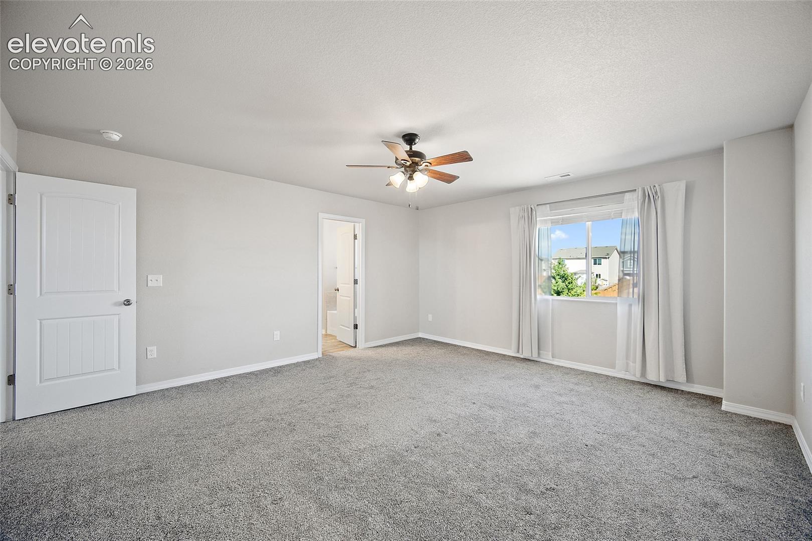 Listing photo 19 for 7701 Berwyn Loop