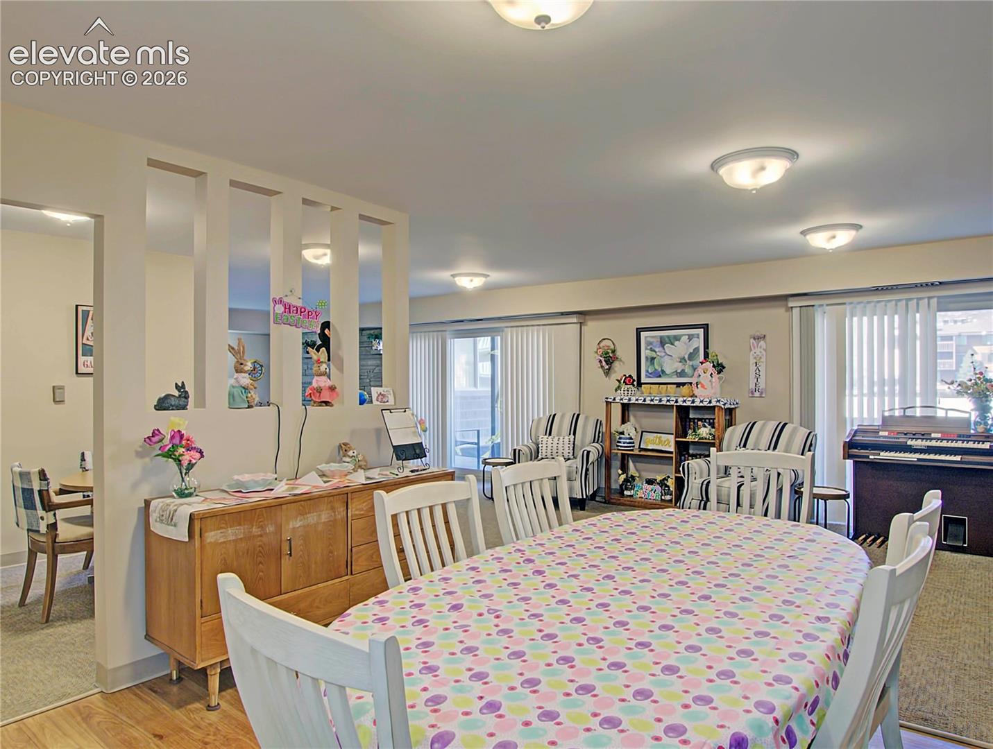 777 Saturn Drive, photo 25