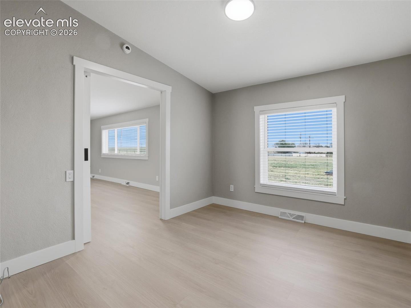 Listing photo 28 for 3750 S Enoch Road