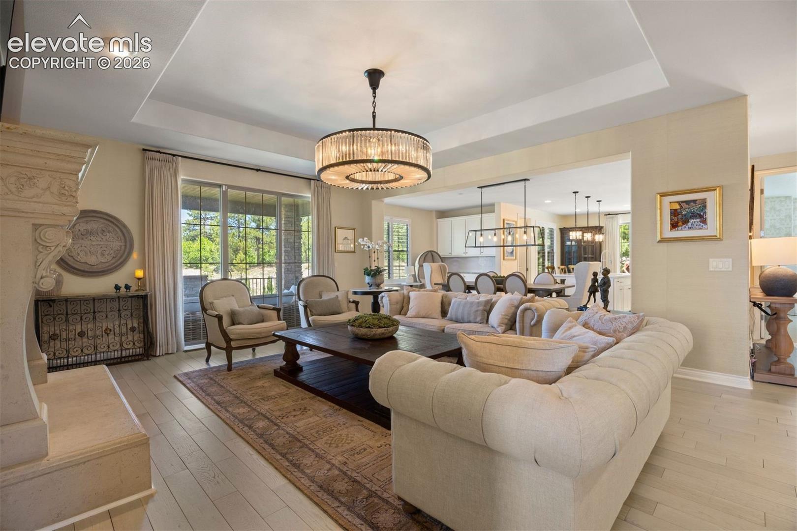 Listing photo 7 for 2151 Saddleback Drive