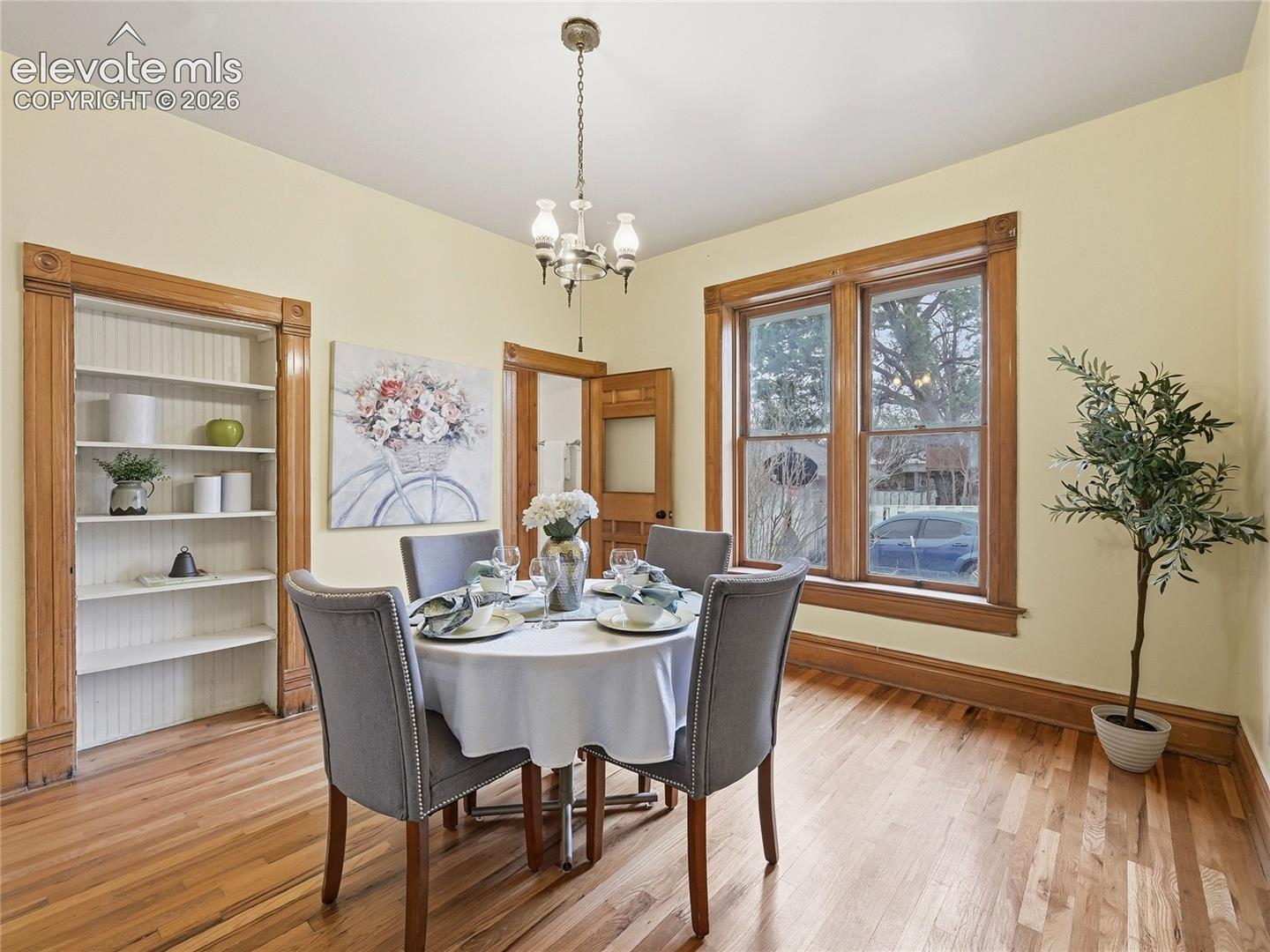 Listing photo 11 for 1912 N Greenwood Street