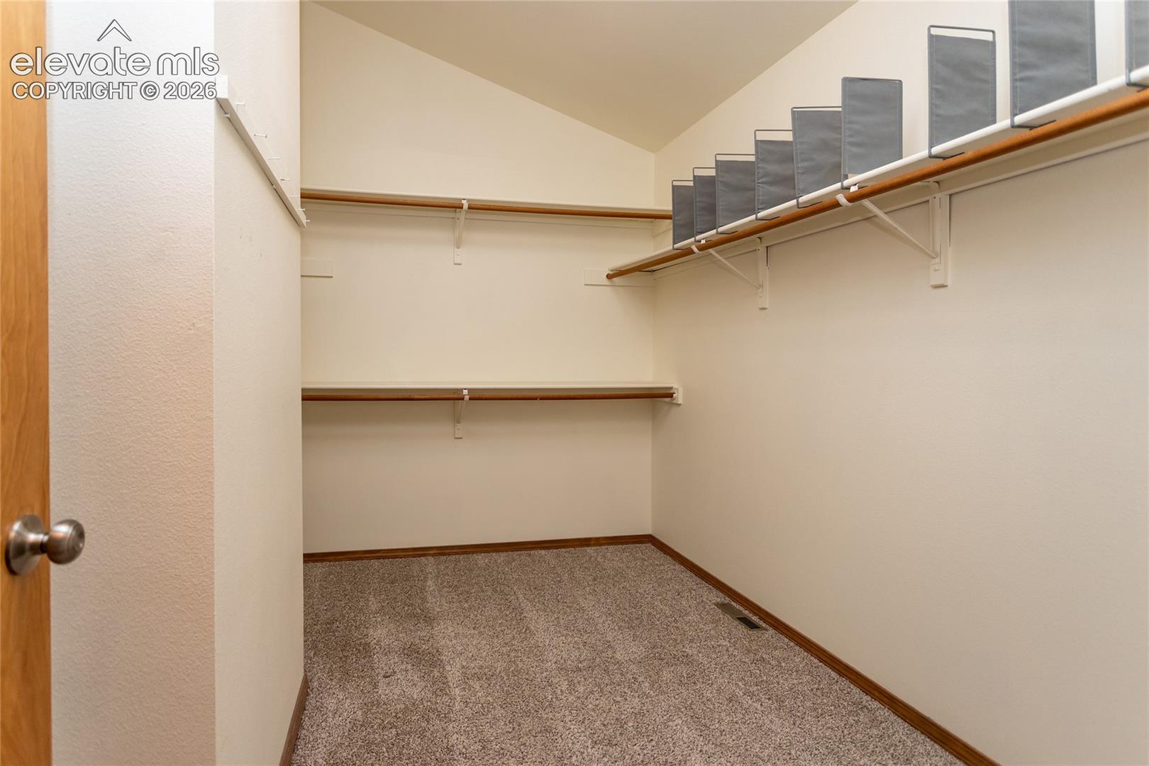 Listing photo 28 for 2690 Edenderry Drive
