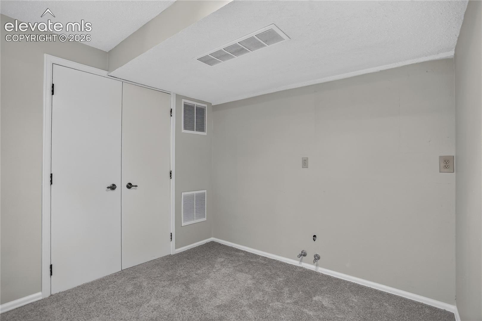 Listing photo 20 for 930 Flying Eagle Place