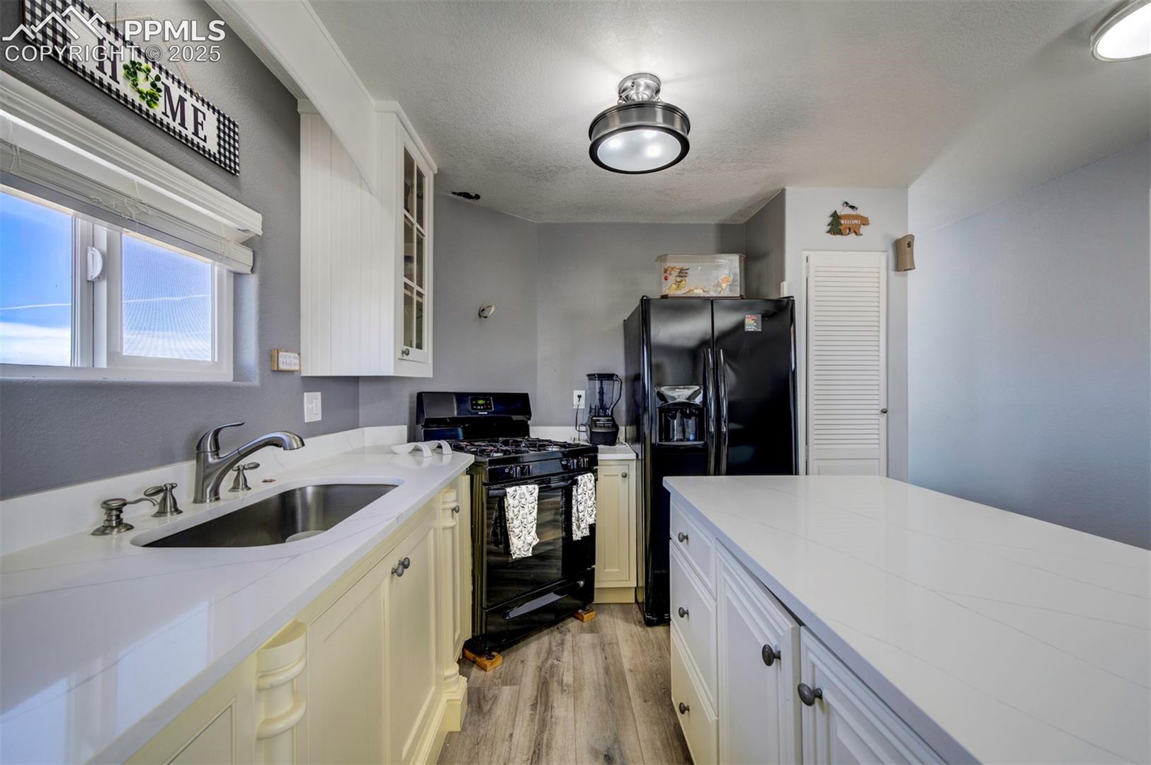 Listing photo 19 for 24225 Myers Road