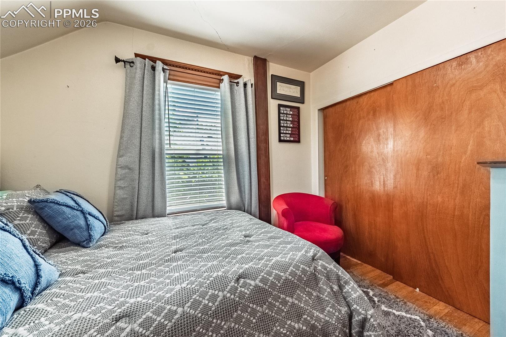 422 Dale Street, photo 28