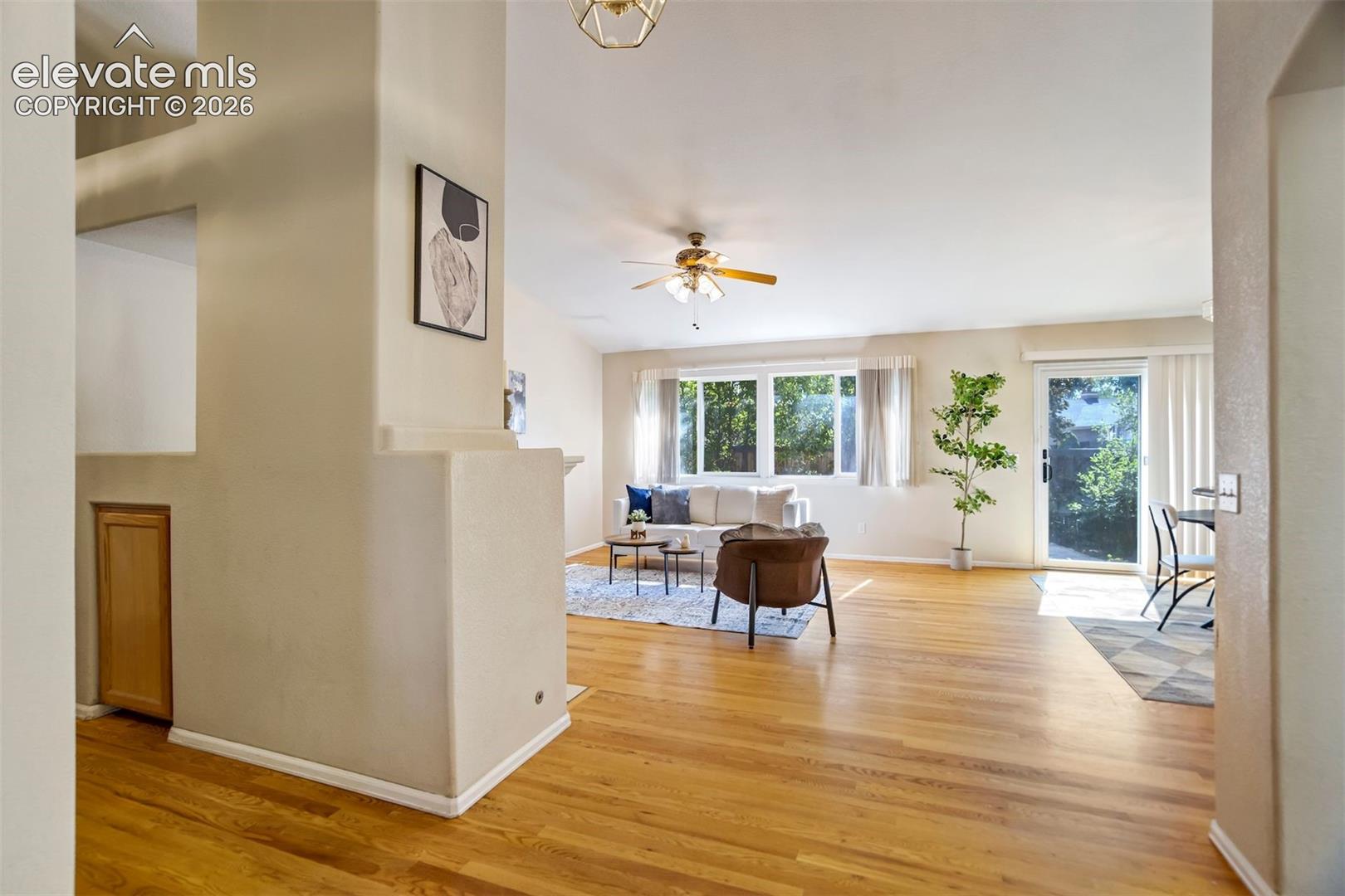 Listing photo 11 for 625 Golden Eagle Drive