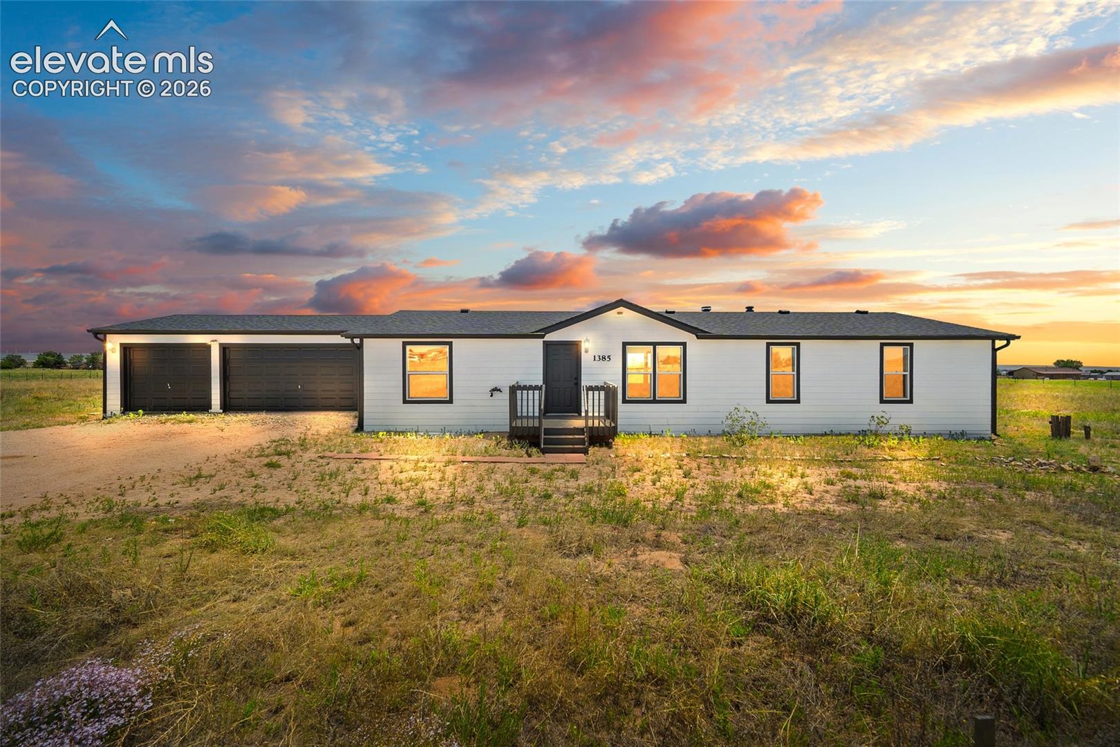 1385 Antelope Drive — listing photo