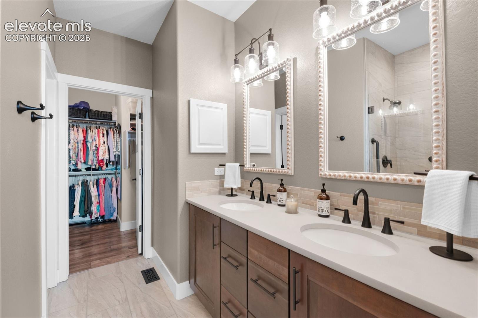 Listing photo 16 for 2079 Zenato Court