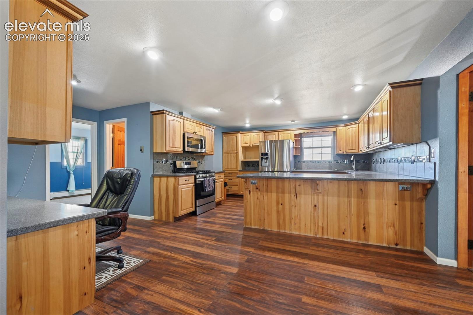 Listing photo 8 for 35035 Shear Road