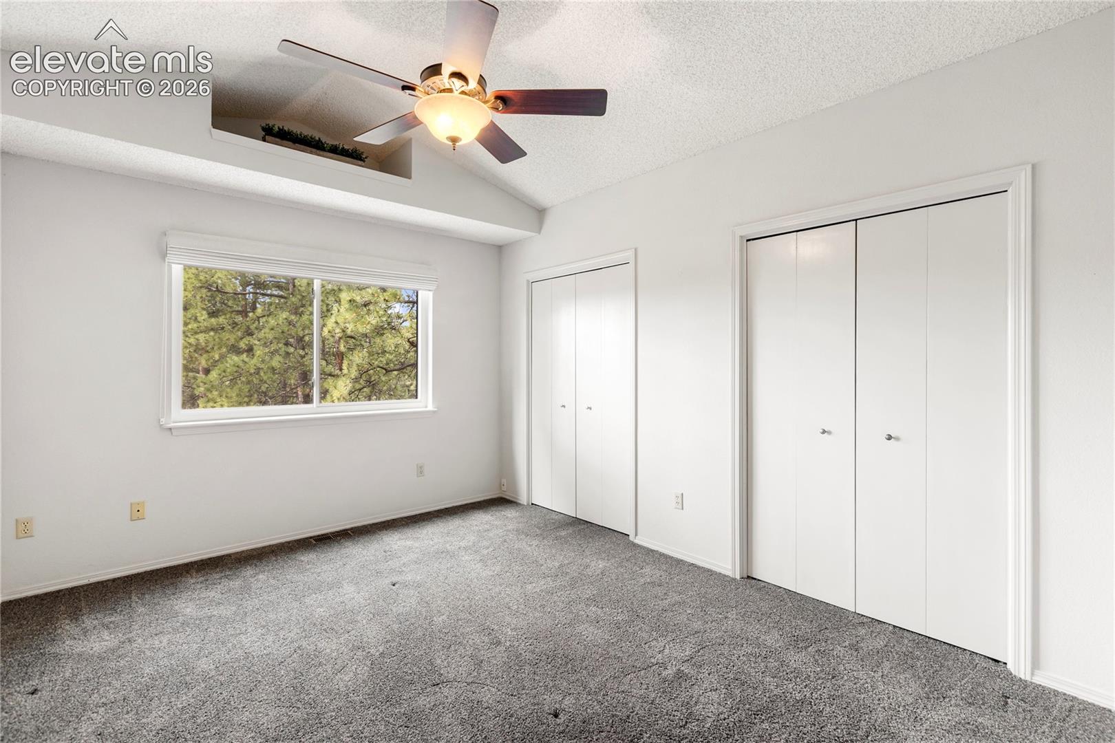 540 Greenway Court, photo 26