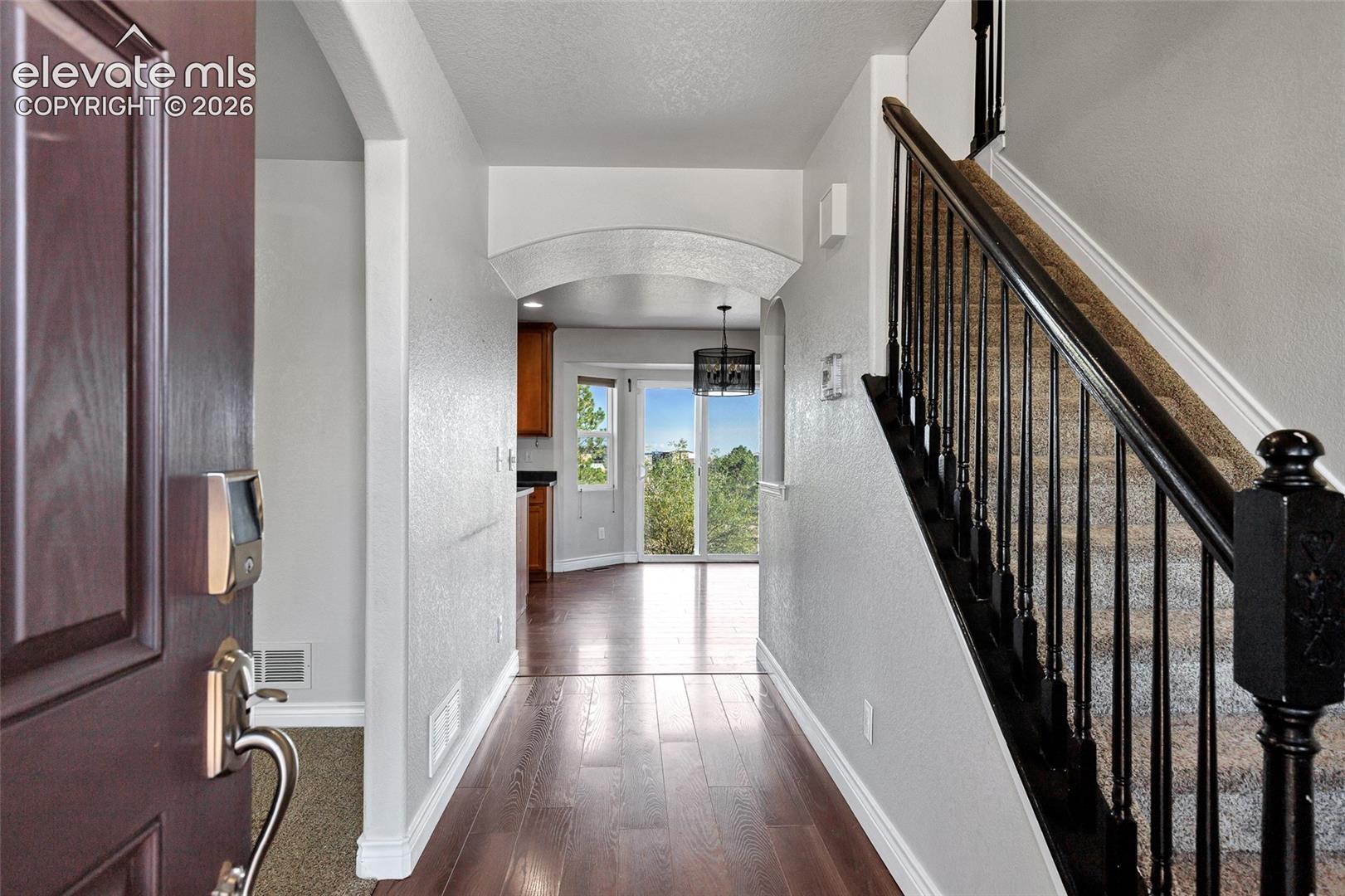 Listing photo 5 for 831 Merrimack River Way