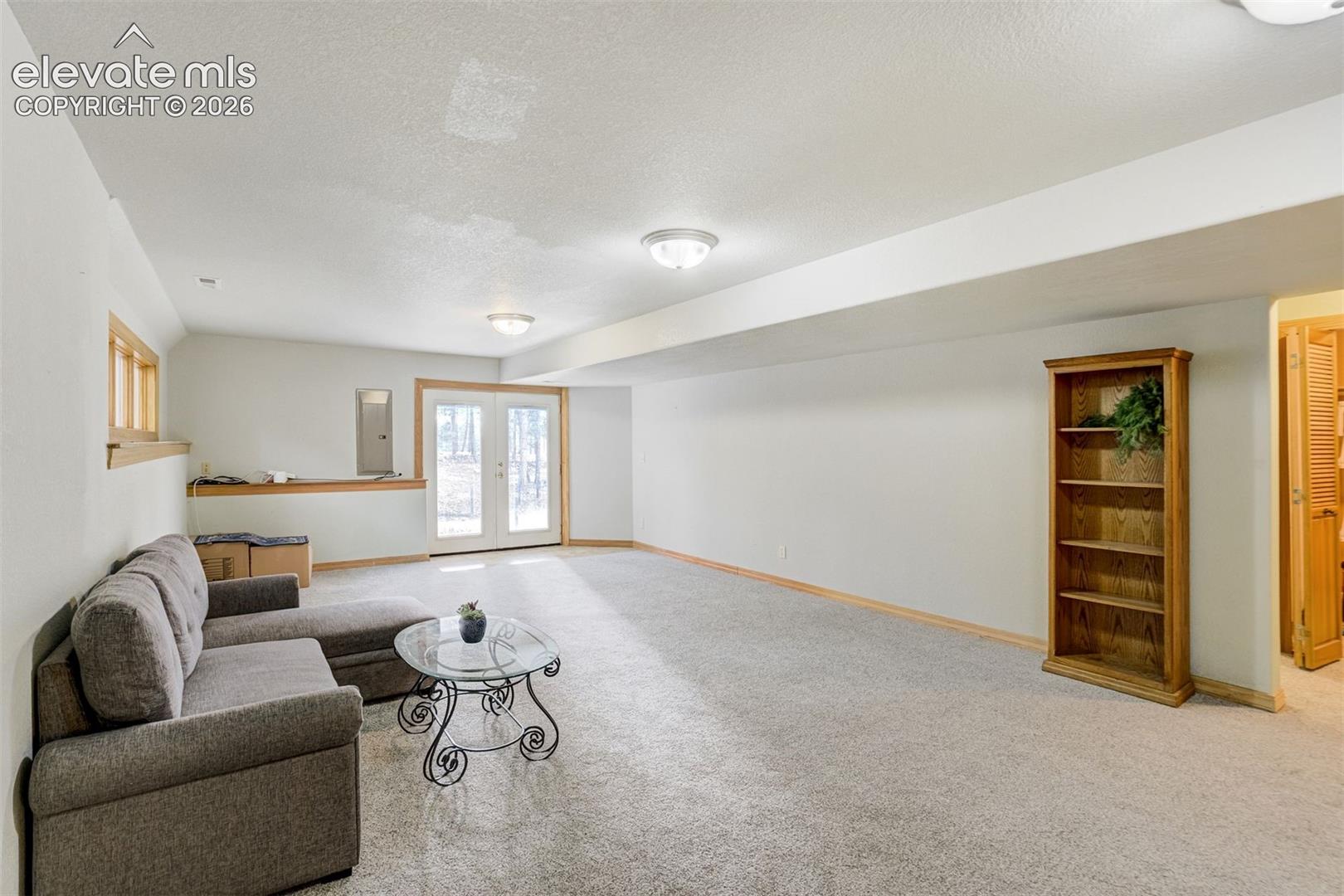 Listing photo 32 for 6285 Vessey Road