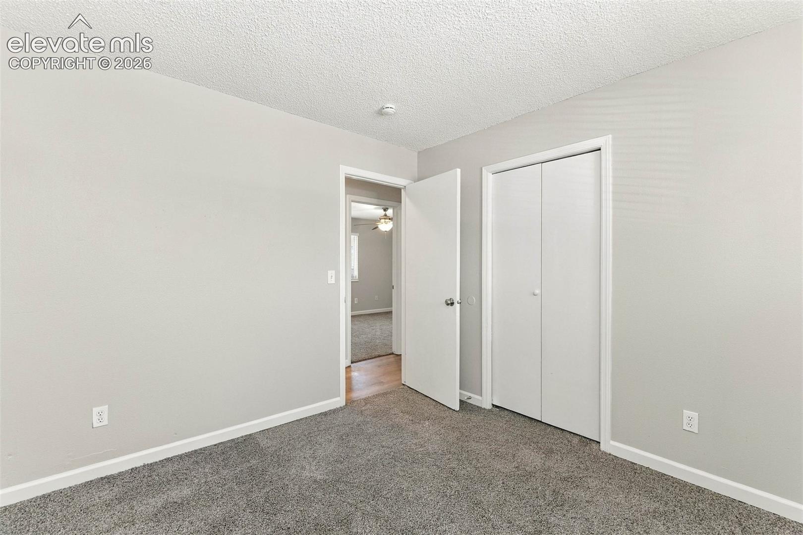 Listing photo 9 for 4937 Dewar Drive