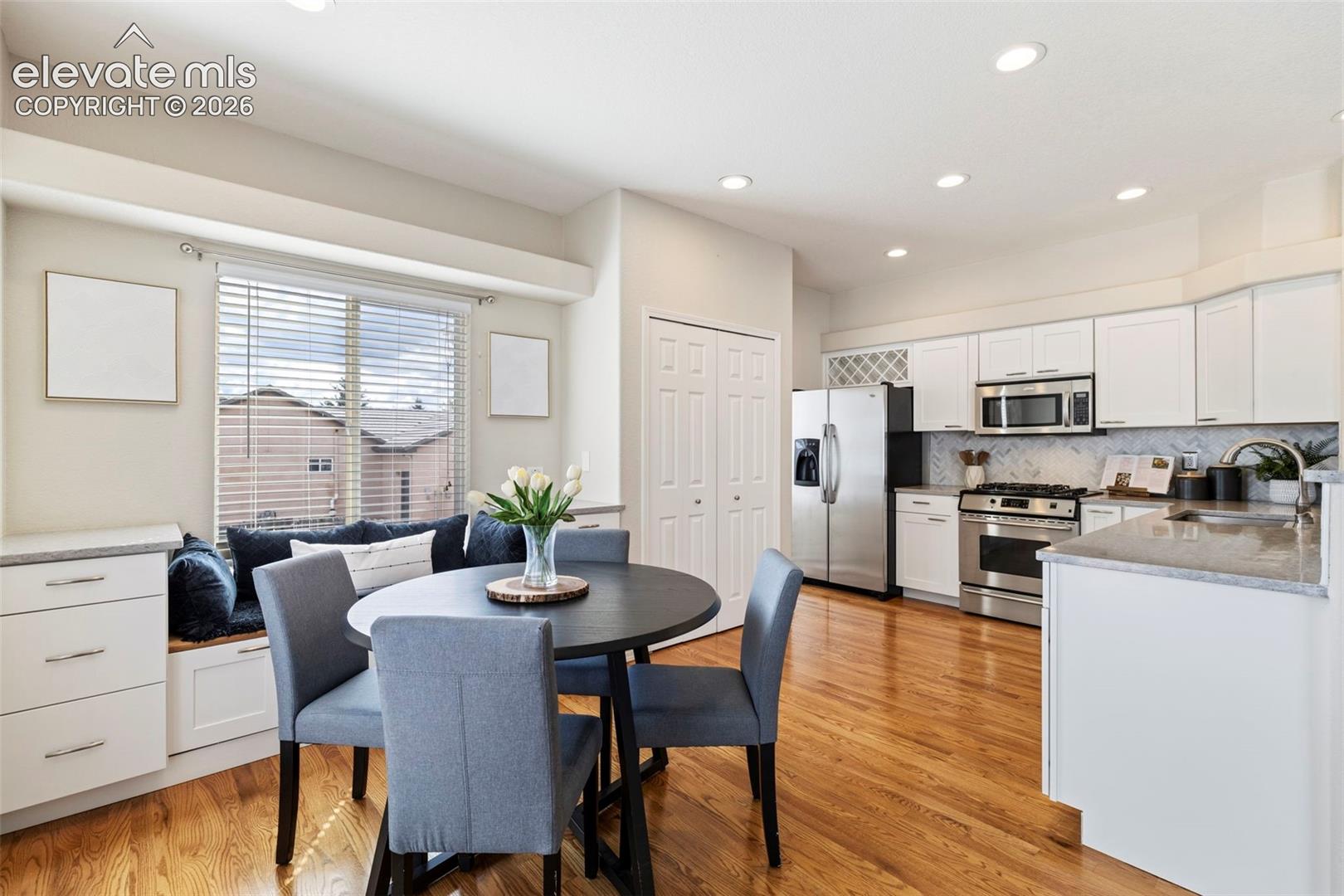 Listing photo 9 for 11213 Palmers Green Drive