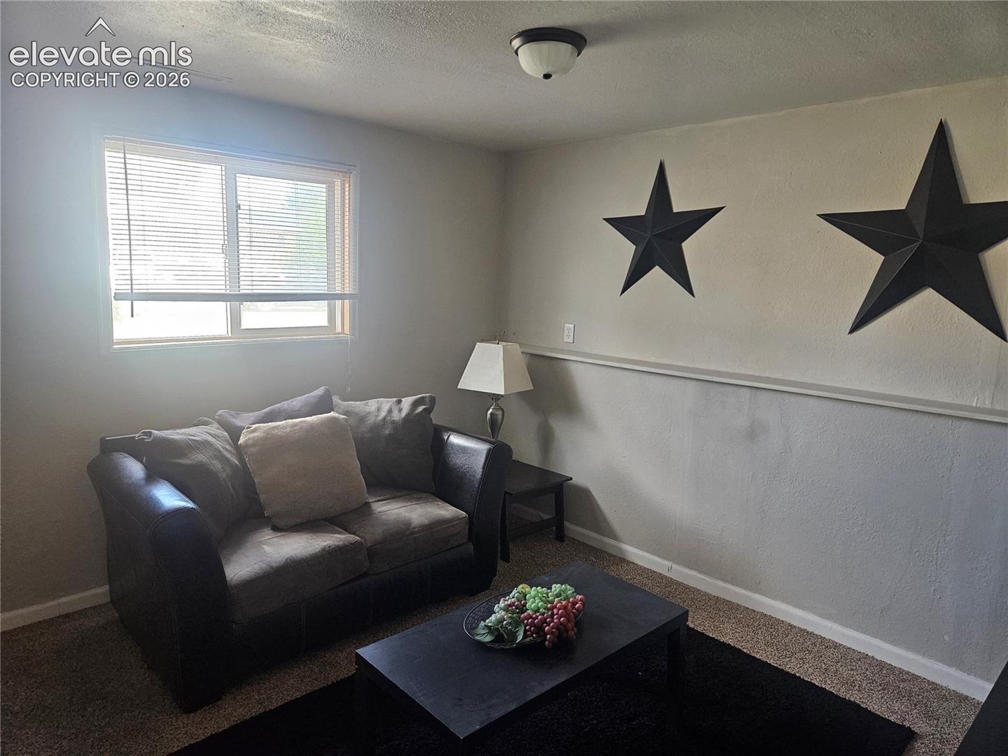 Listing photo 8 for 54 Bridle Trail