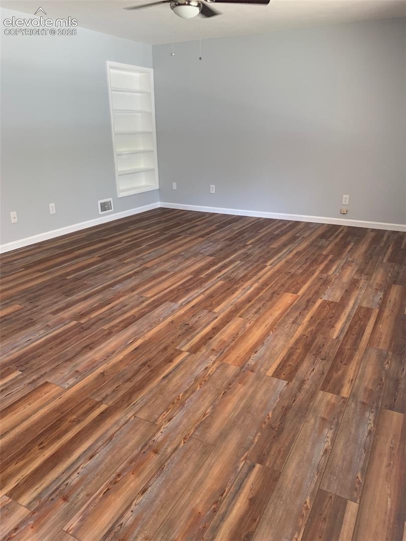 Listing photo 5 for 222 W Polk Street