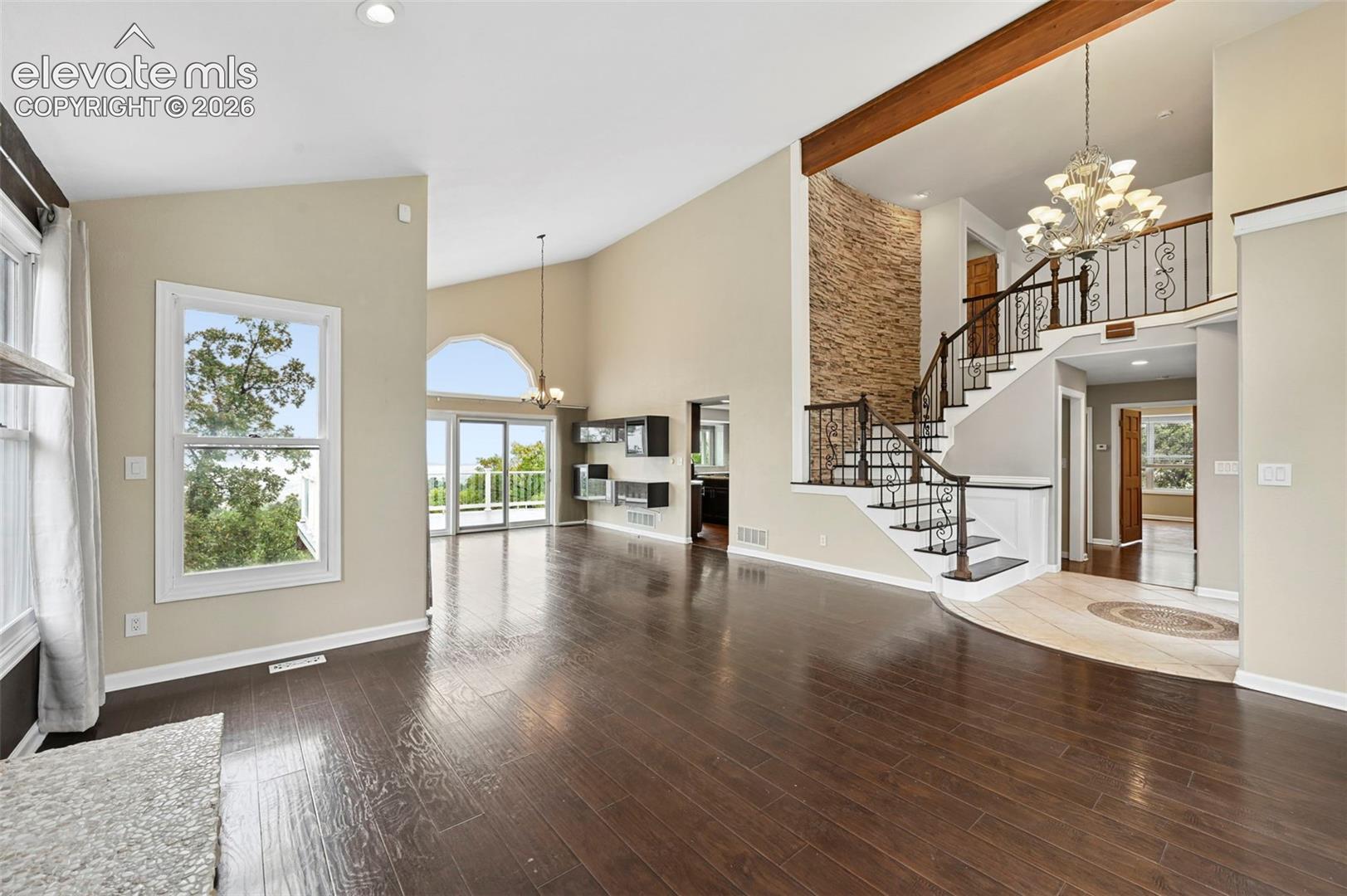 Listing photo 7 for 5365 Broadmoor Bluffs Drive