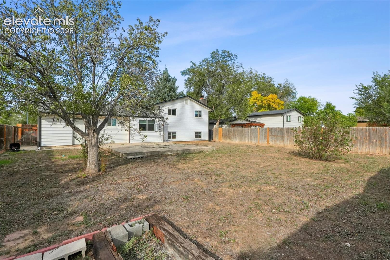 Listing photo 21 for 670 Calle Entrada NA