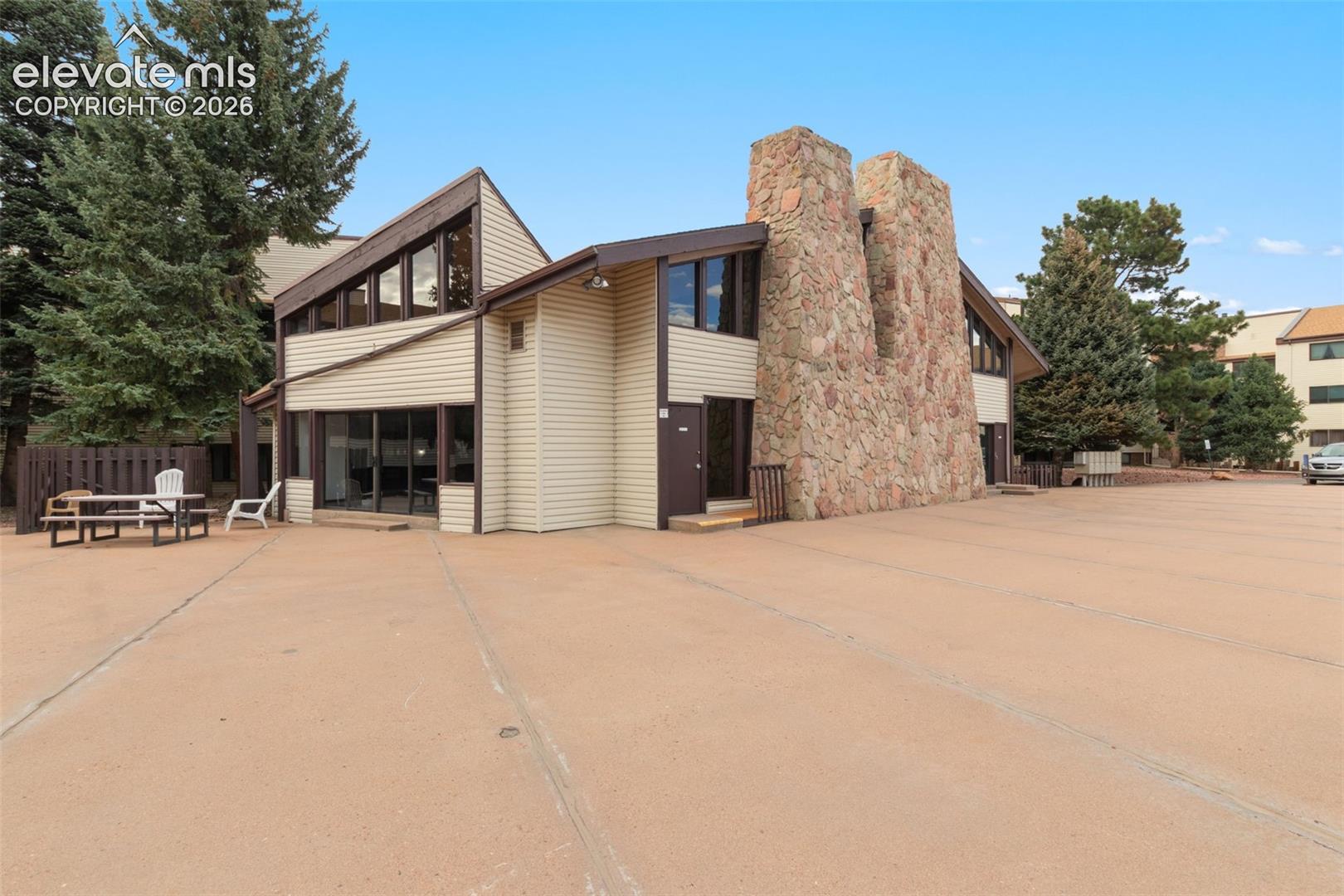 Listing photo 28 for 6530 Delmonico Drive 106