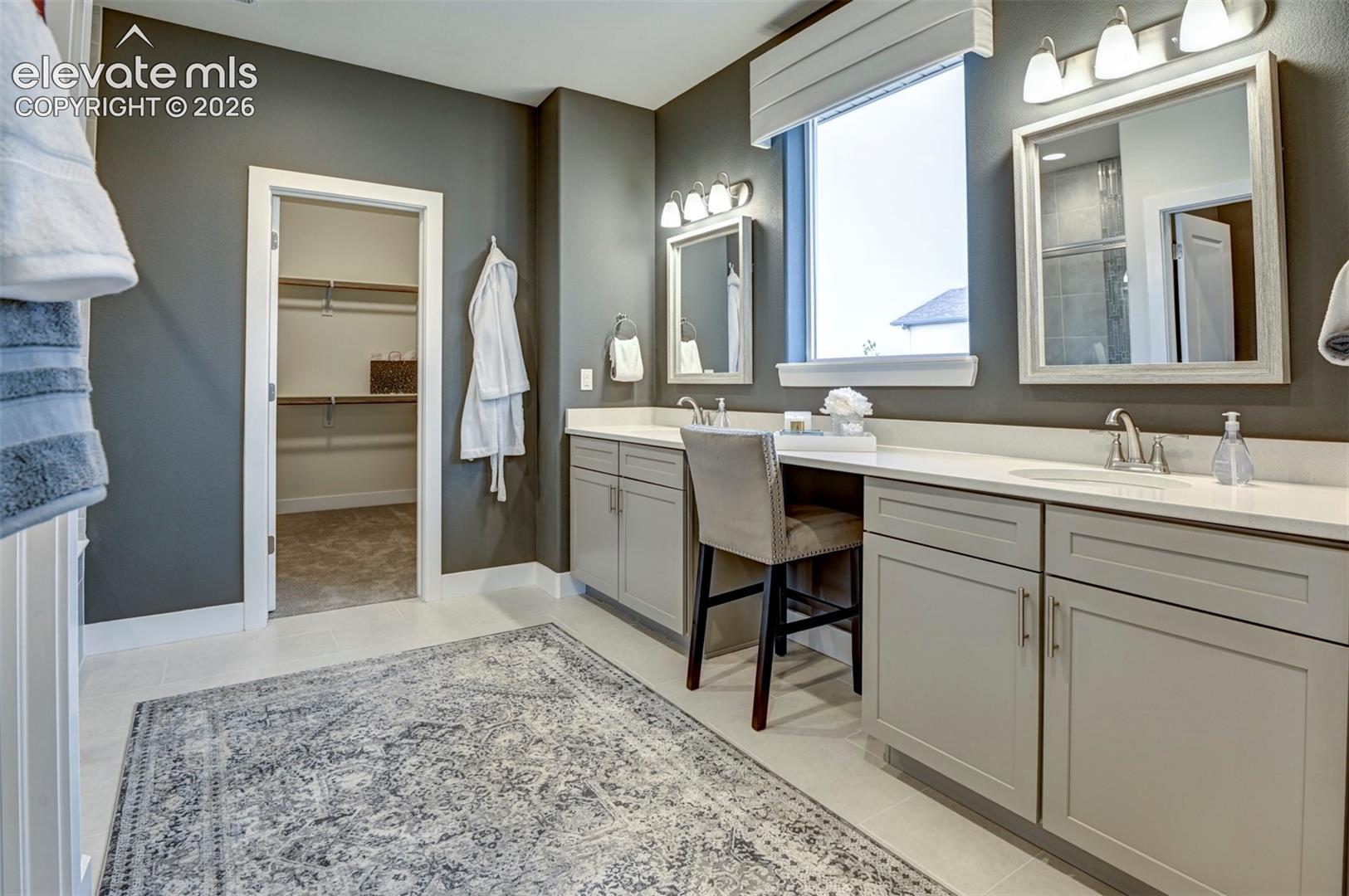 Listing photo 23 for 9685 Warrick Street