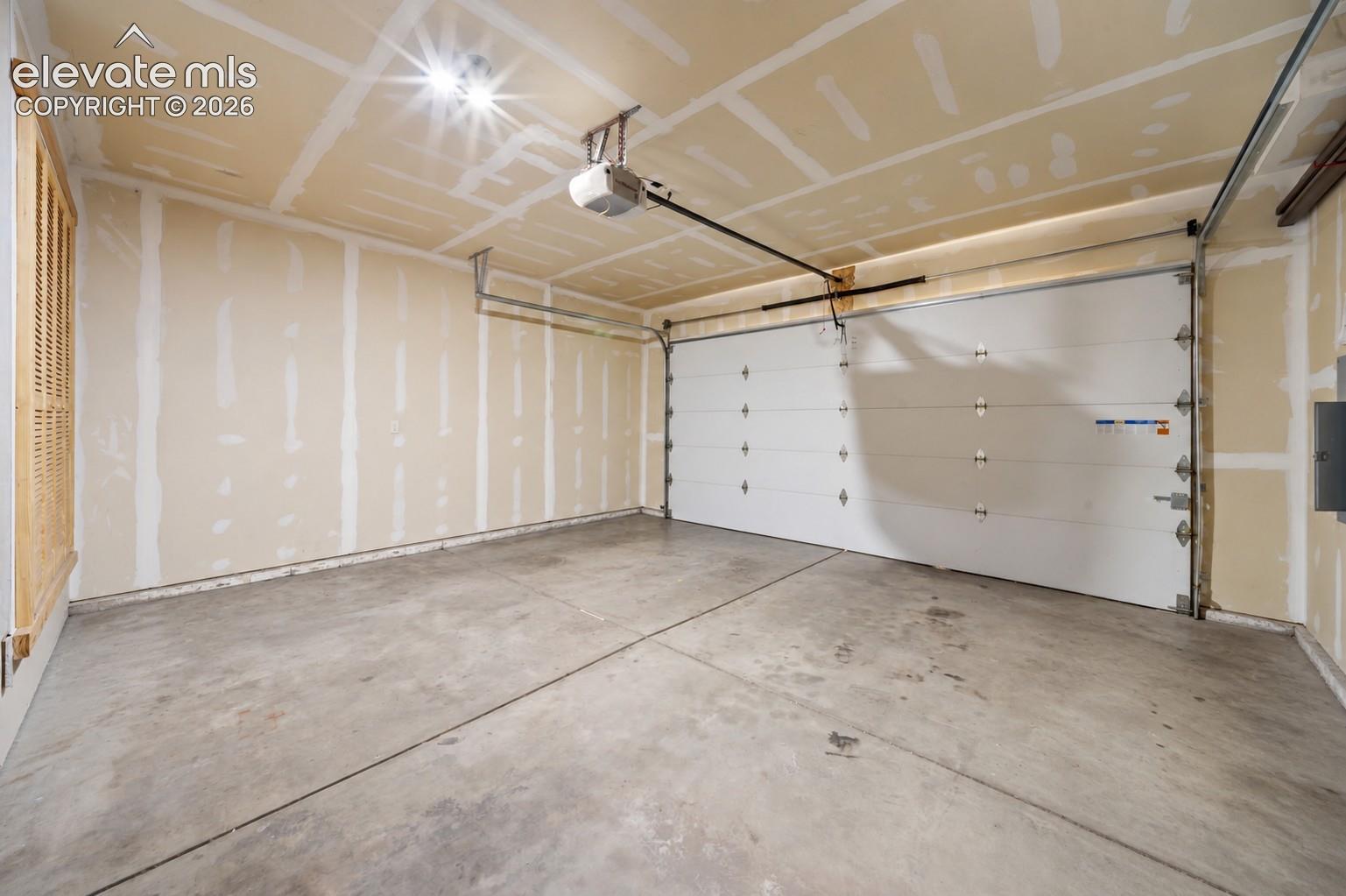 Listing photo 20 for 701 Valley View Drive