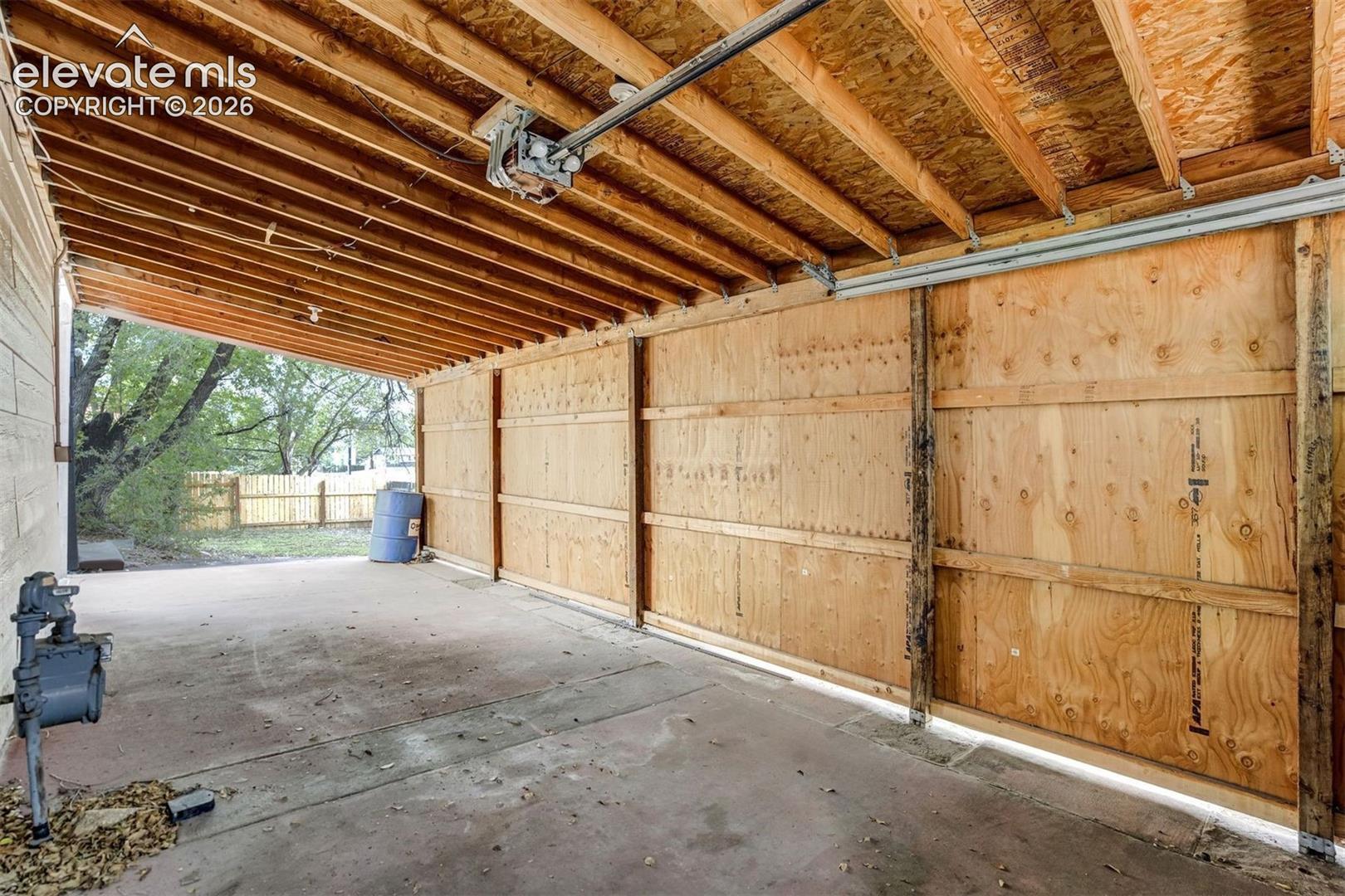 Listing photo 36 for 3415 Bridgewood Lane