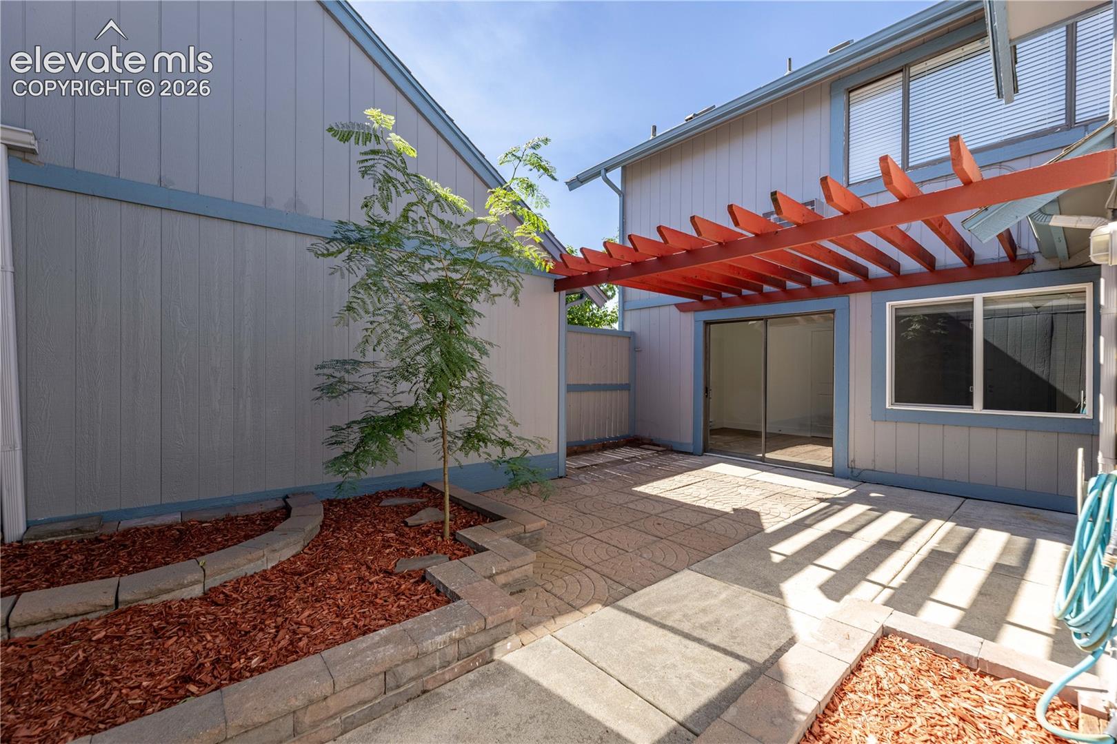 Listing photo 16 for 2522 S Worchester Court E