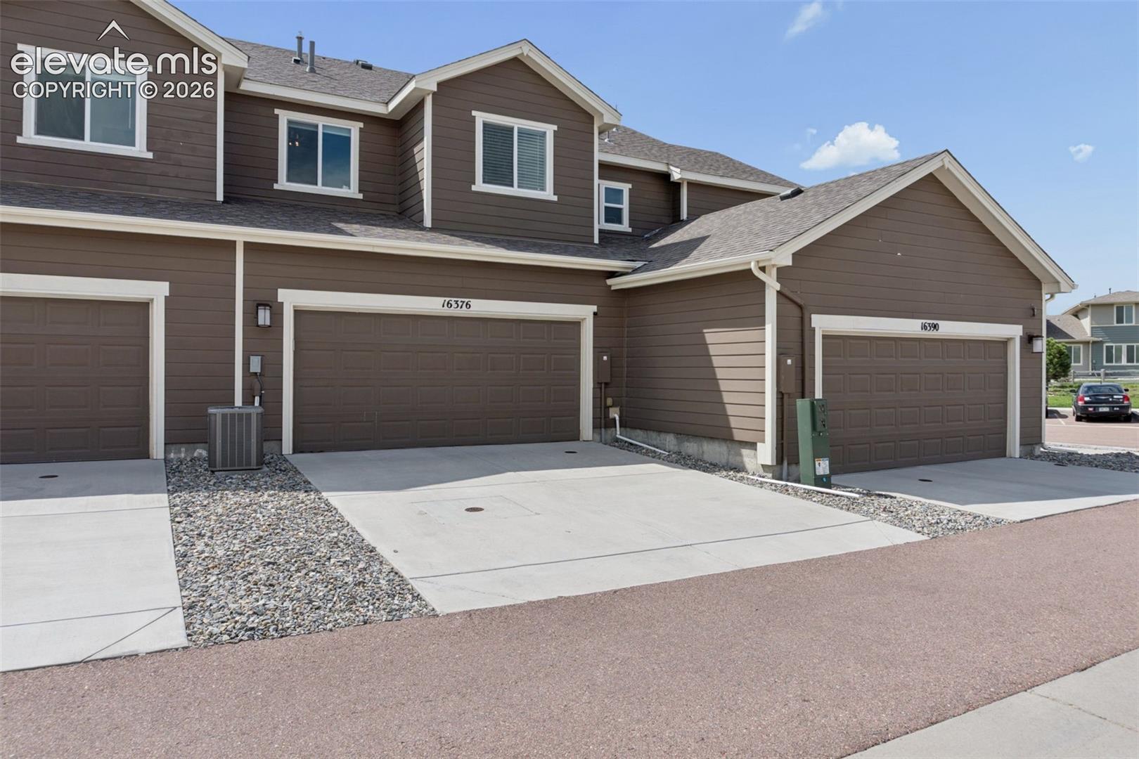 Listing photo 25 for 16376 Rustlers Range Point