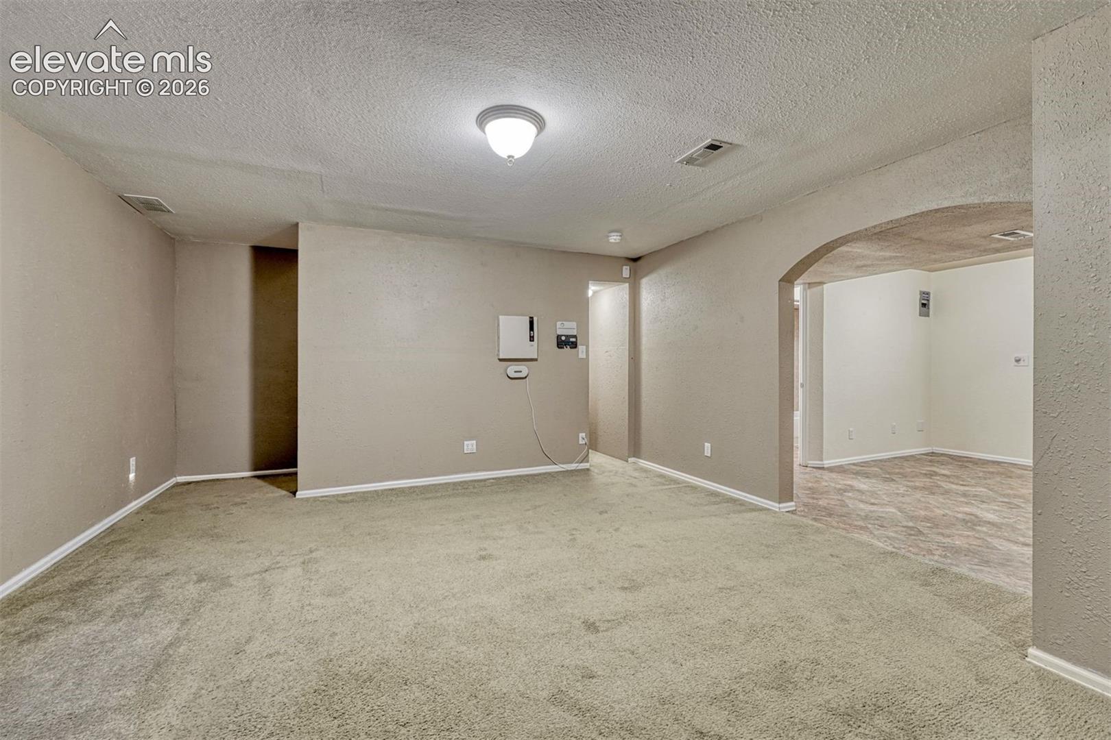 Listing photo 33 for 5126 Stone Fence Drive